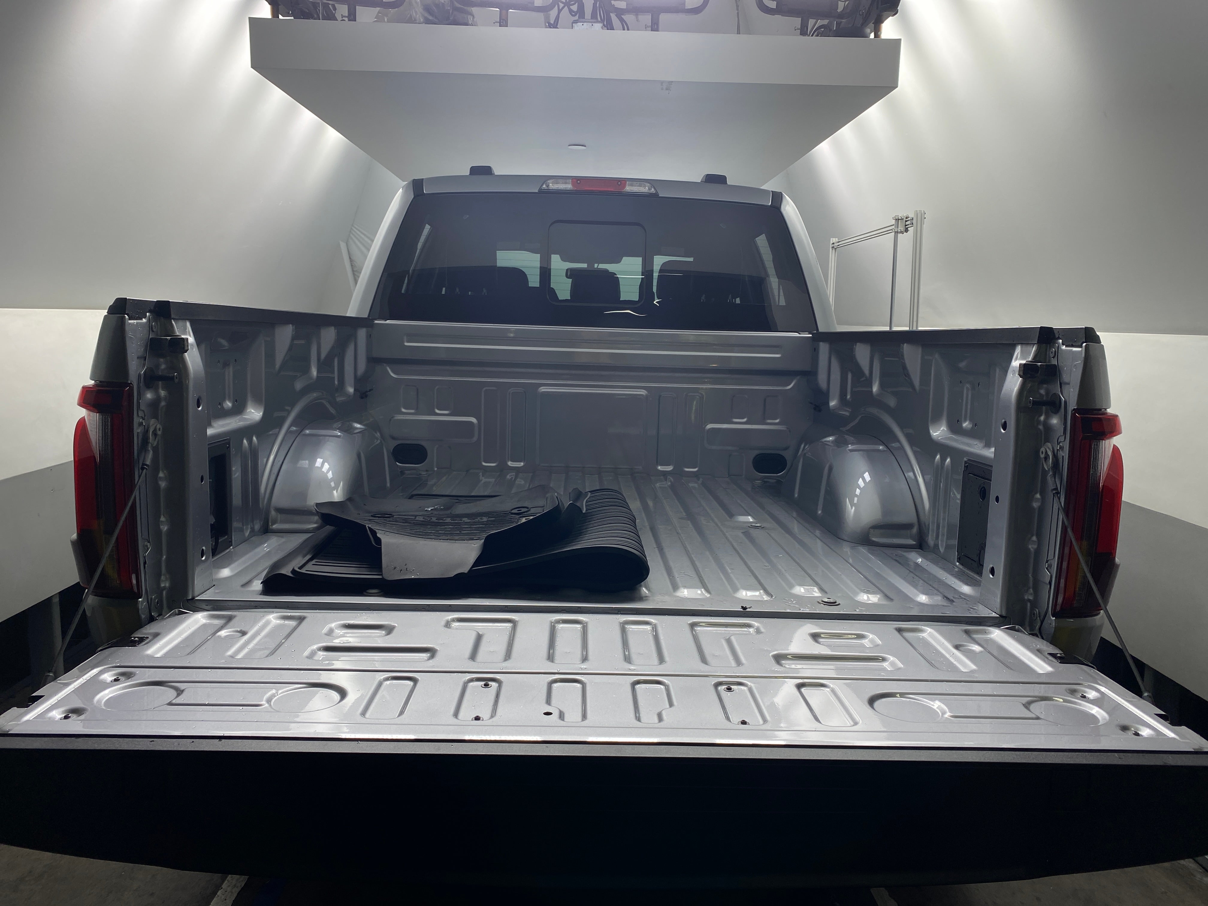 2024 Ford Econoline E-150 6