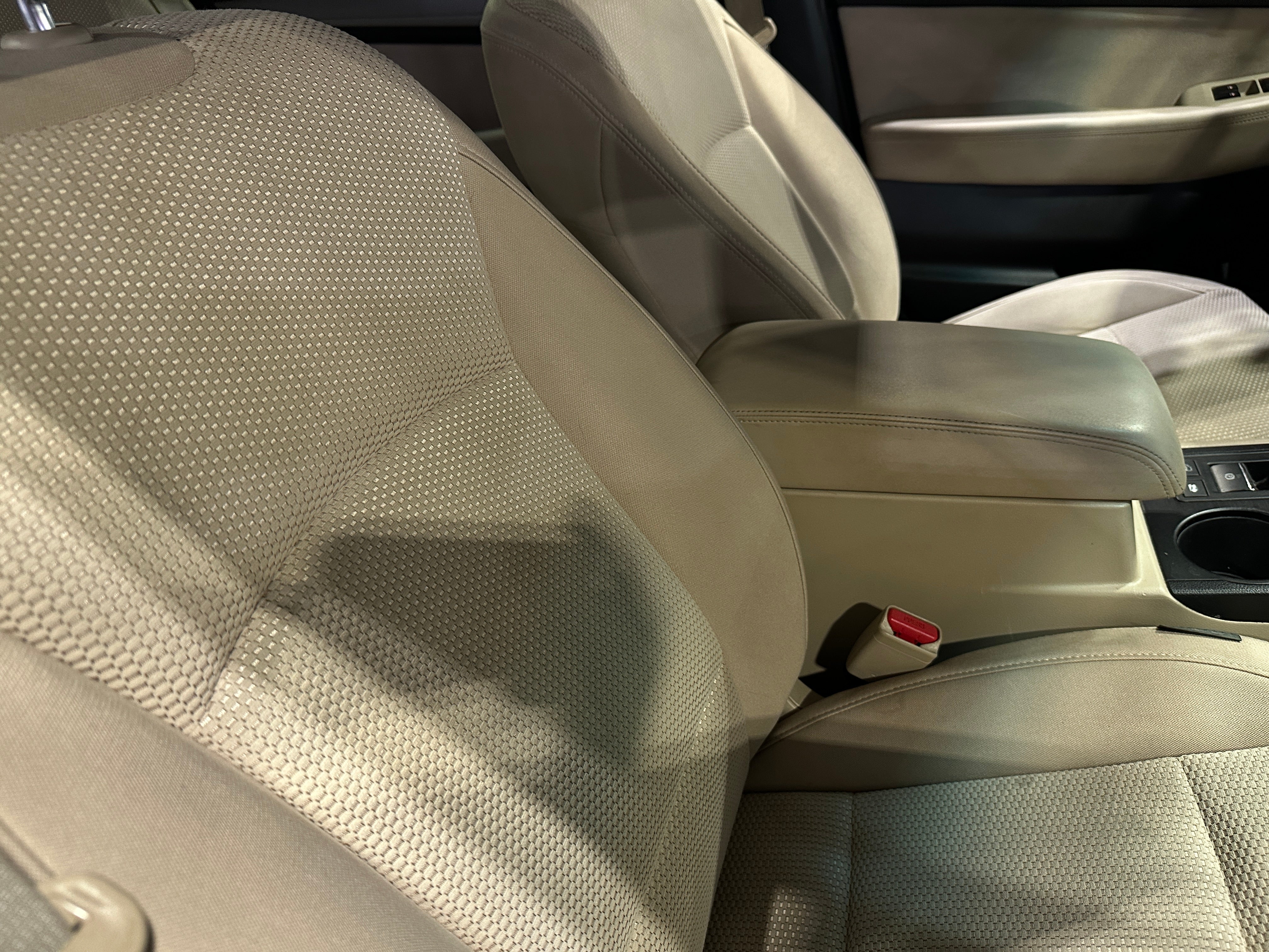 2017 Subaru Outback Premium 2