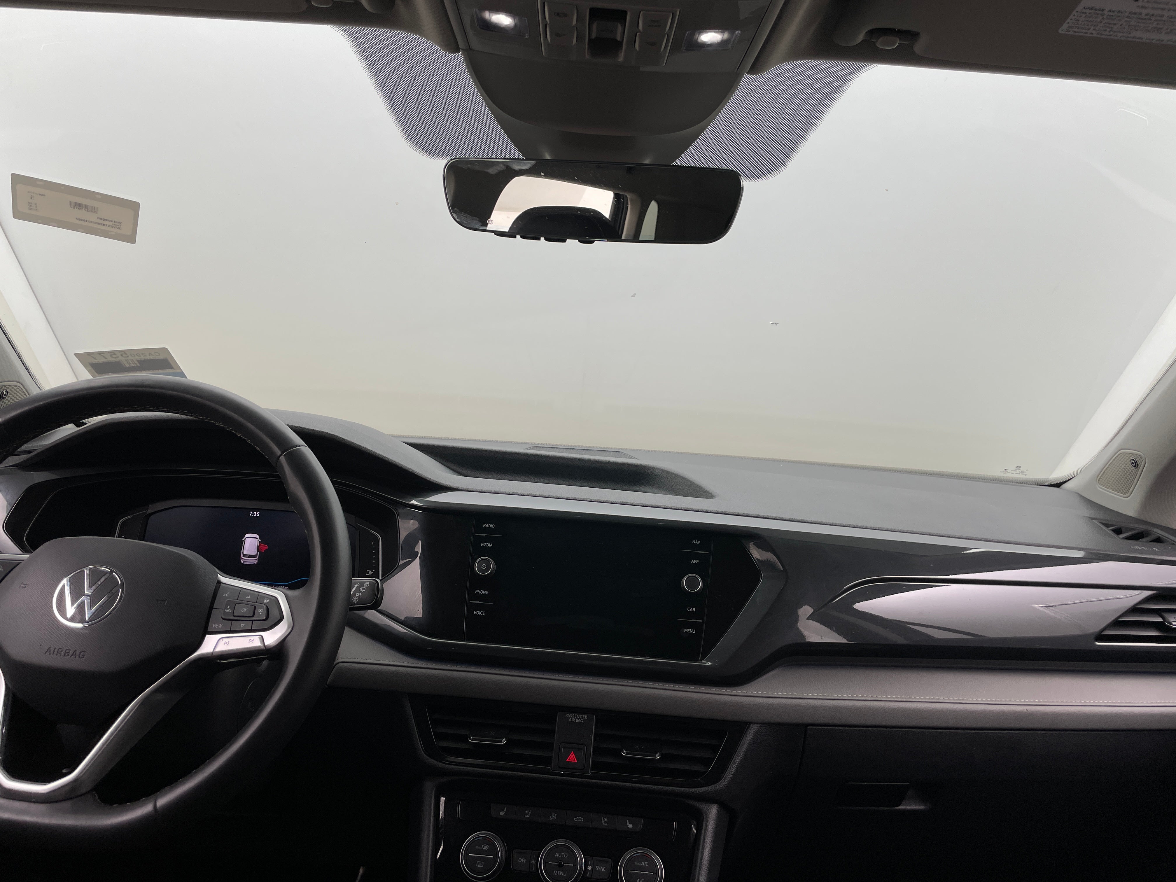 2022 Volkswagen Taos SEL 2