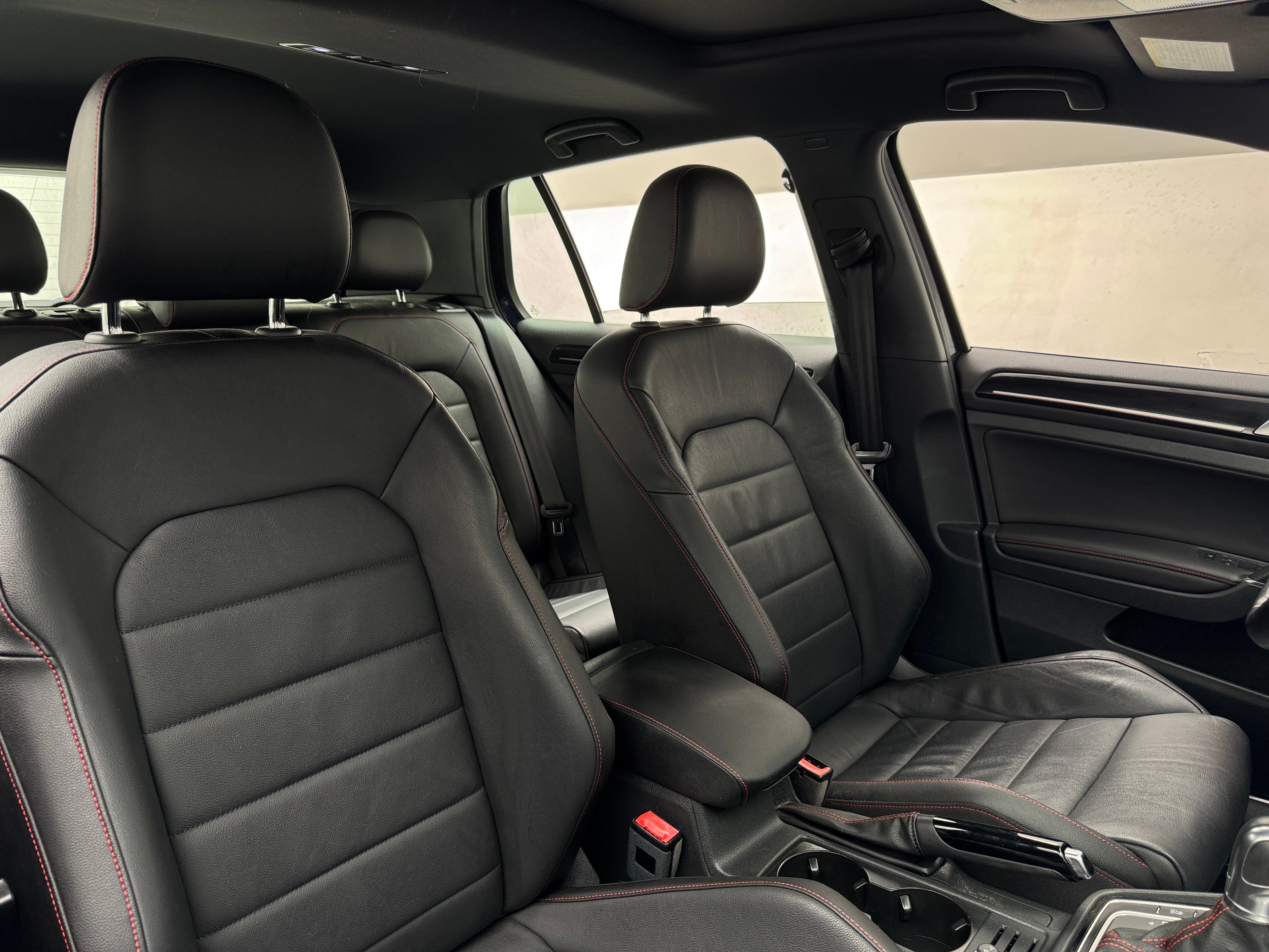 2017 Volkswagen Golf GTI Autobahn 2
