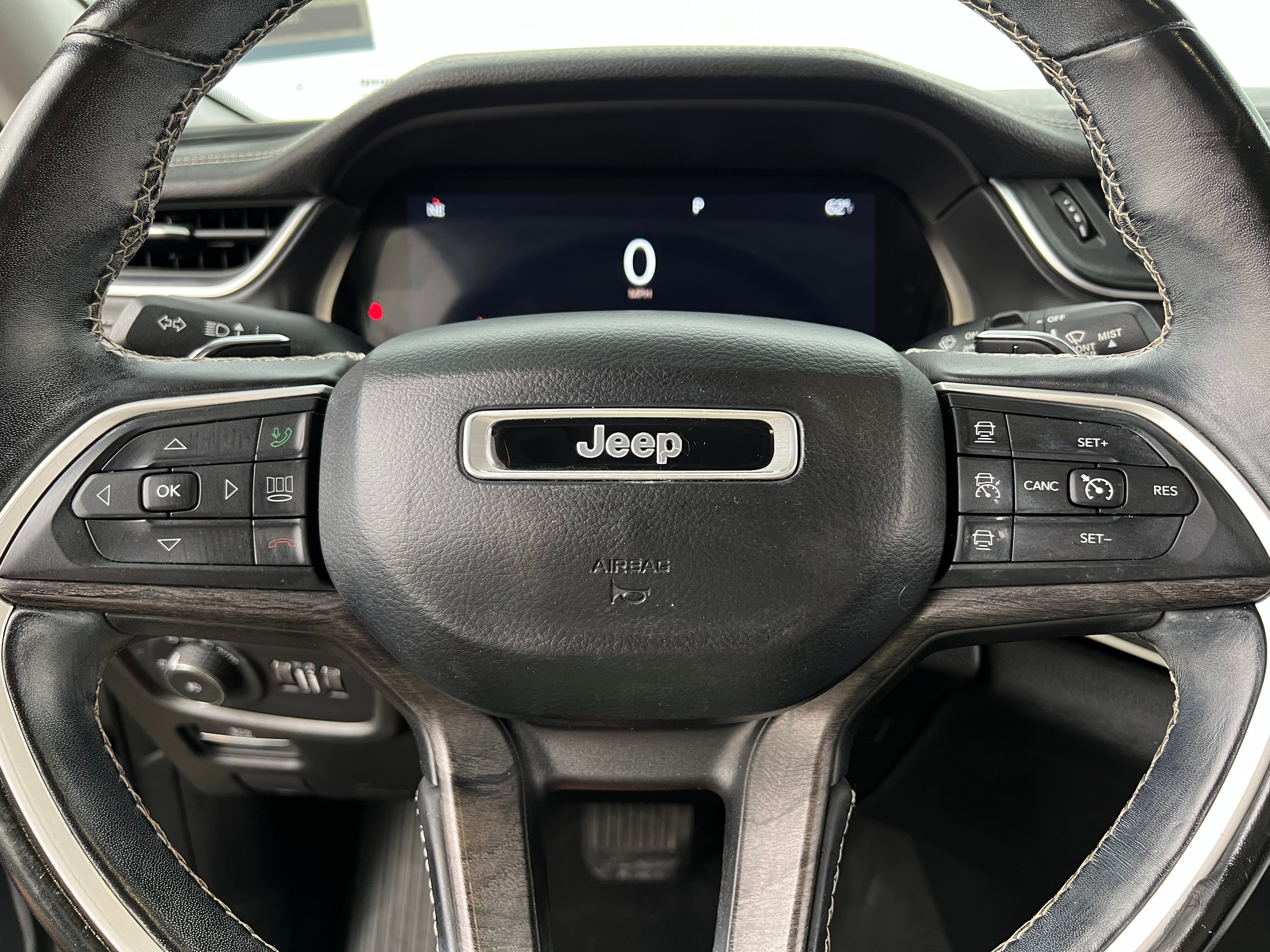 2021 Jeep Grand Cherokee L Limited Edition 4