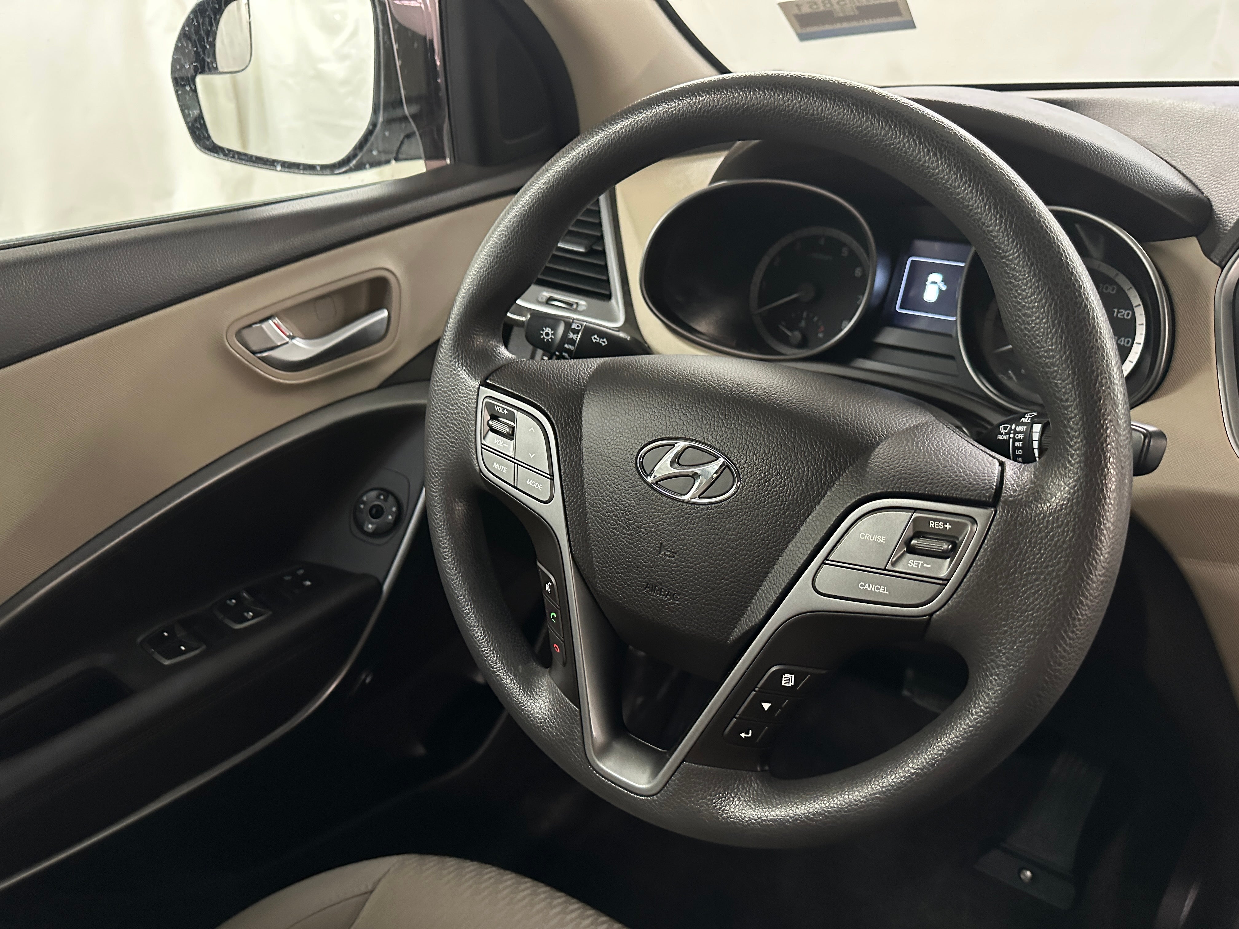 2019 Hyundai Santa Fe XL SE 5