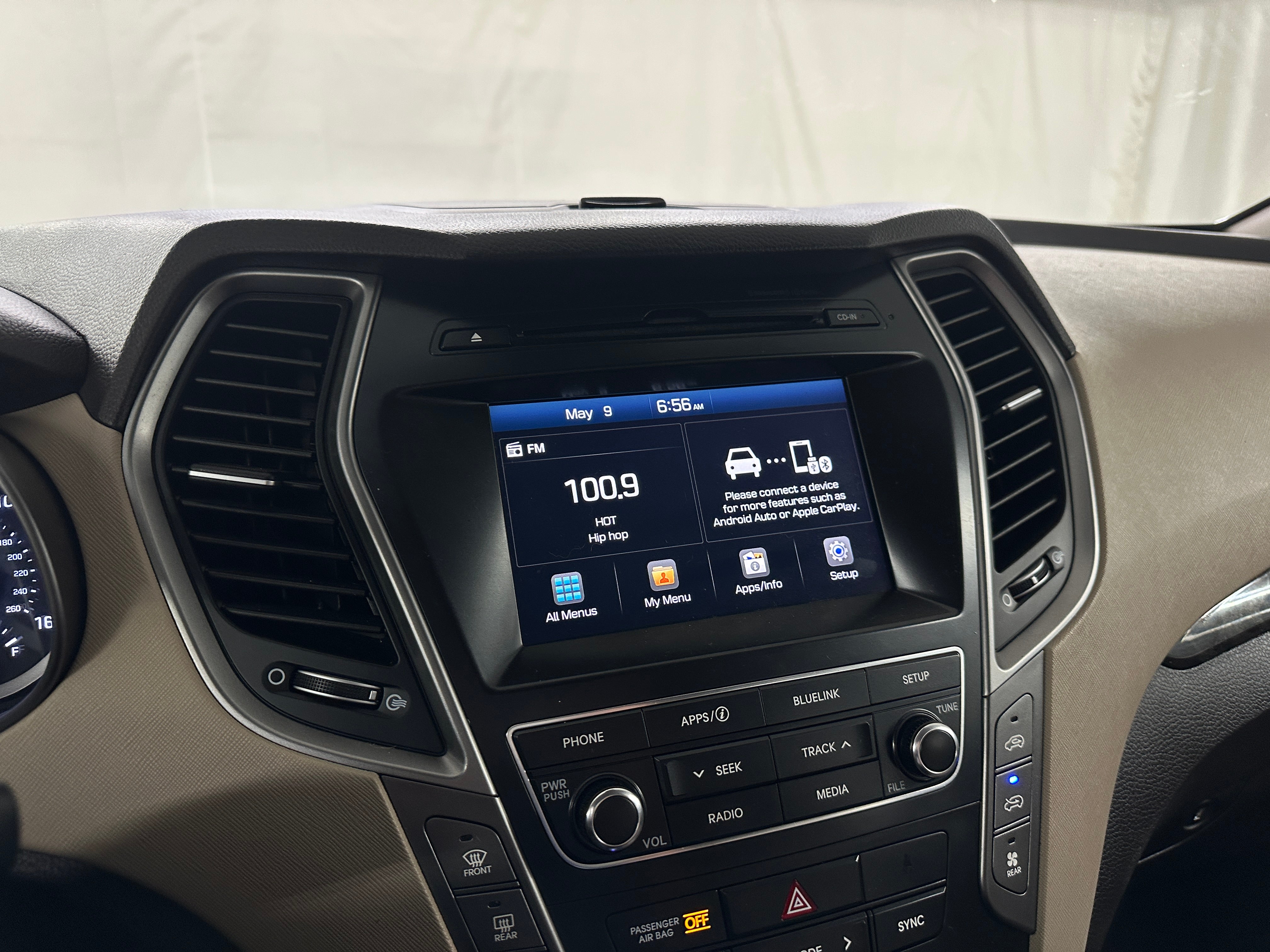 2019 Hyundai Santa Fe XL SE 4