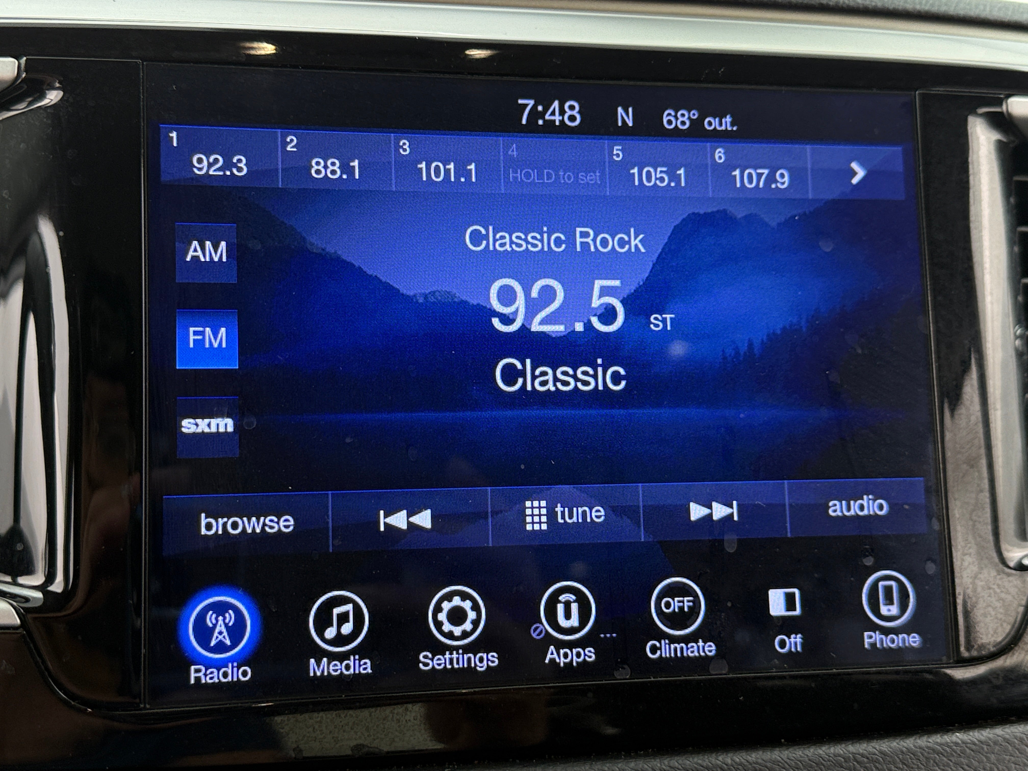 2017 Chrysler Pacifica Touring Plus 4