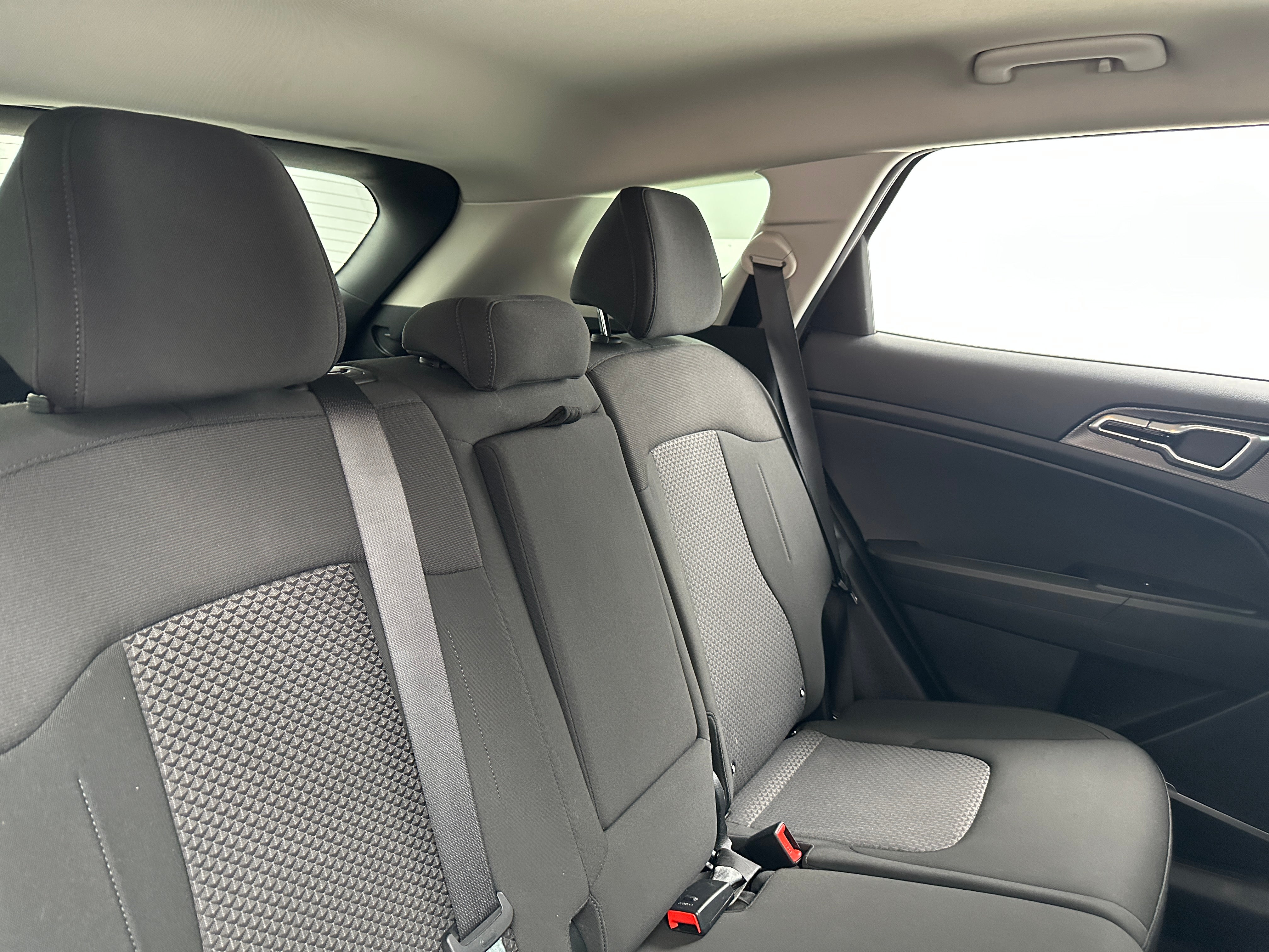 2024 Kia Sportage LX 6