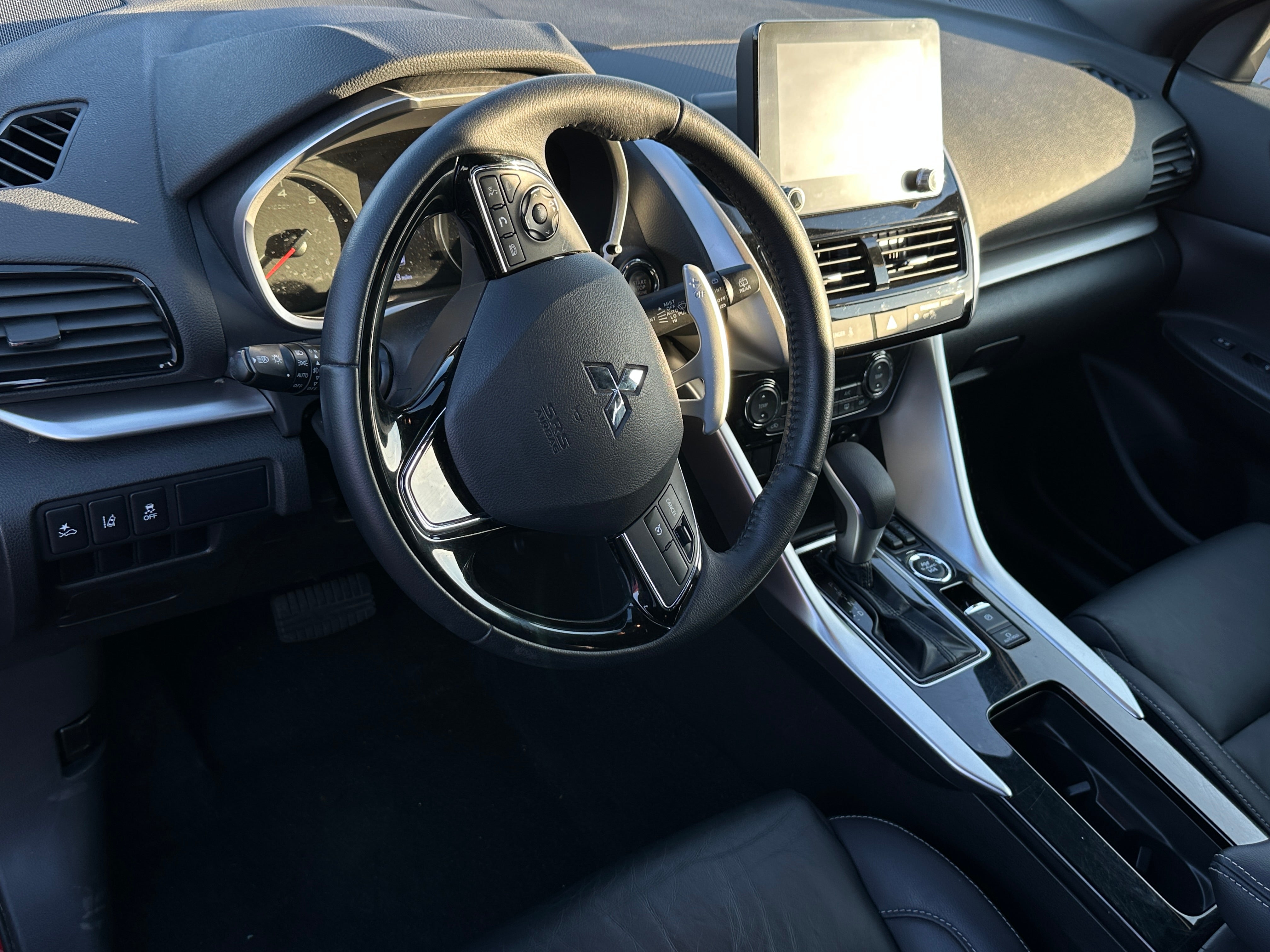 2022 Mitsubishi Eclipse Cross SEL 3