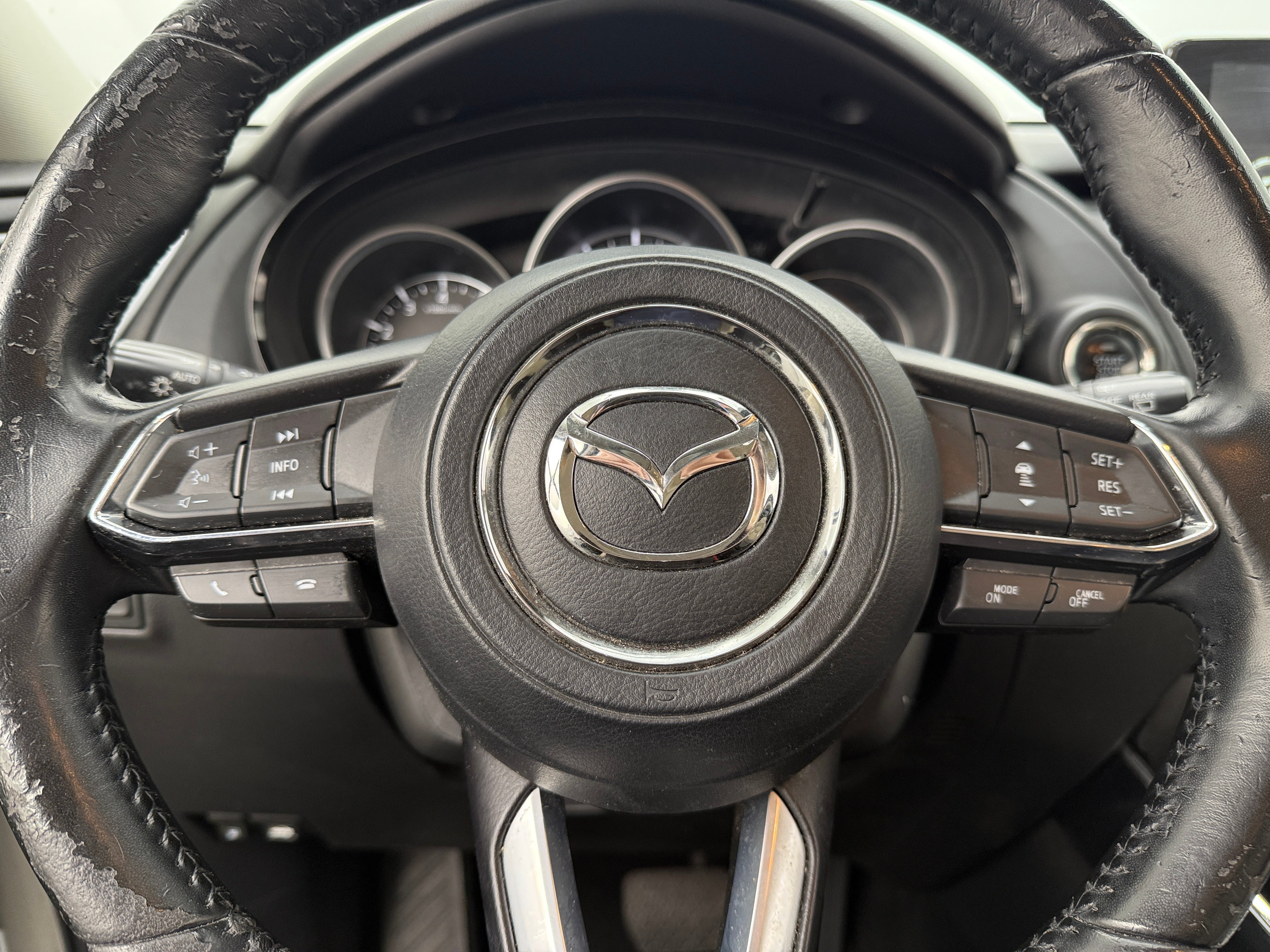 2018 Mazda CX-9 Touring 4
