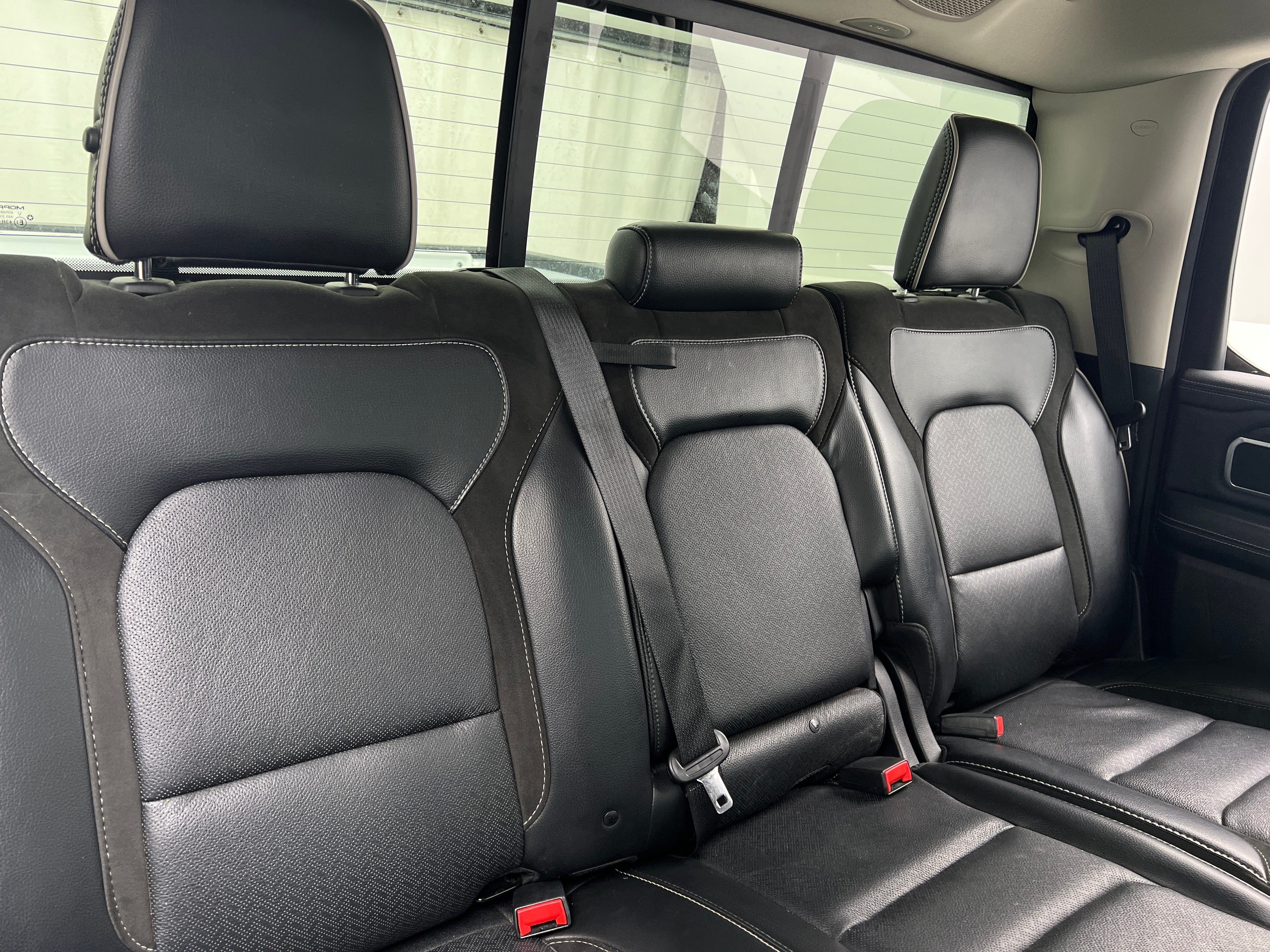 2022 RAM 1500 Laramie 5
