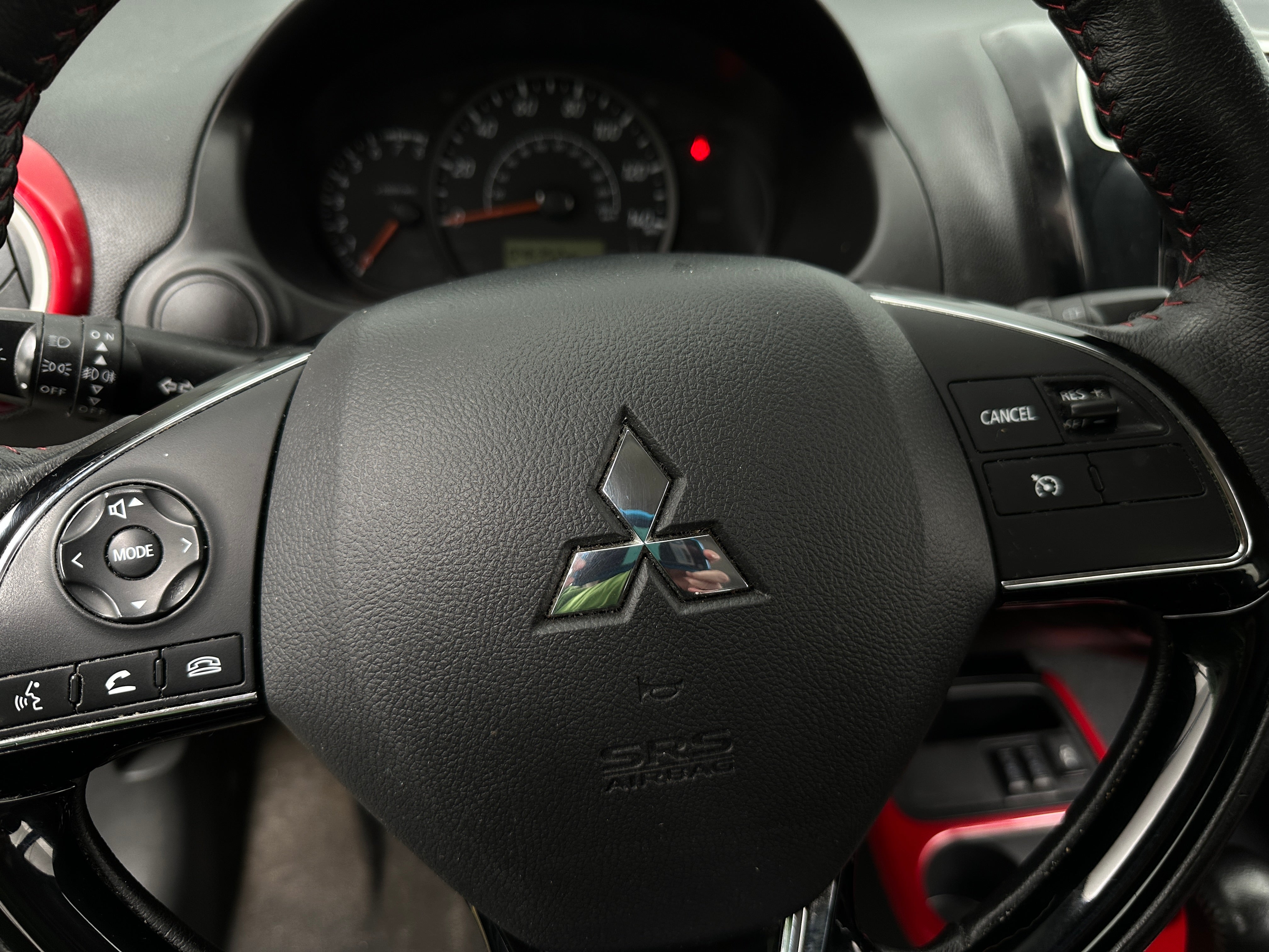 2020 Mitsubishi Mirage LE 5