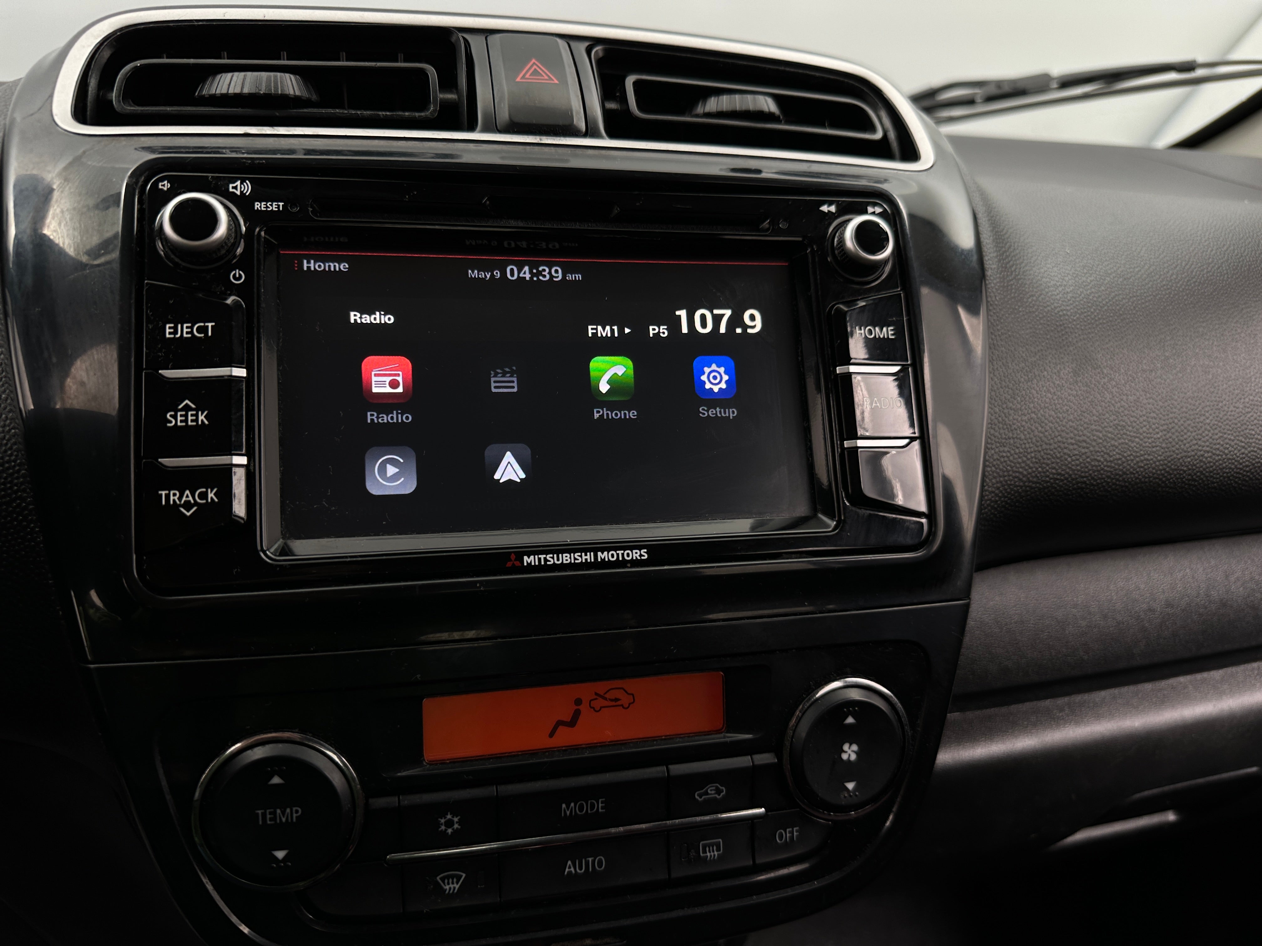 2020 Mitsubishi Mirage LE 4