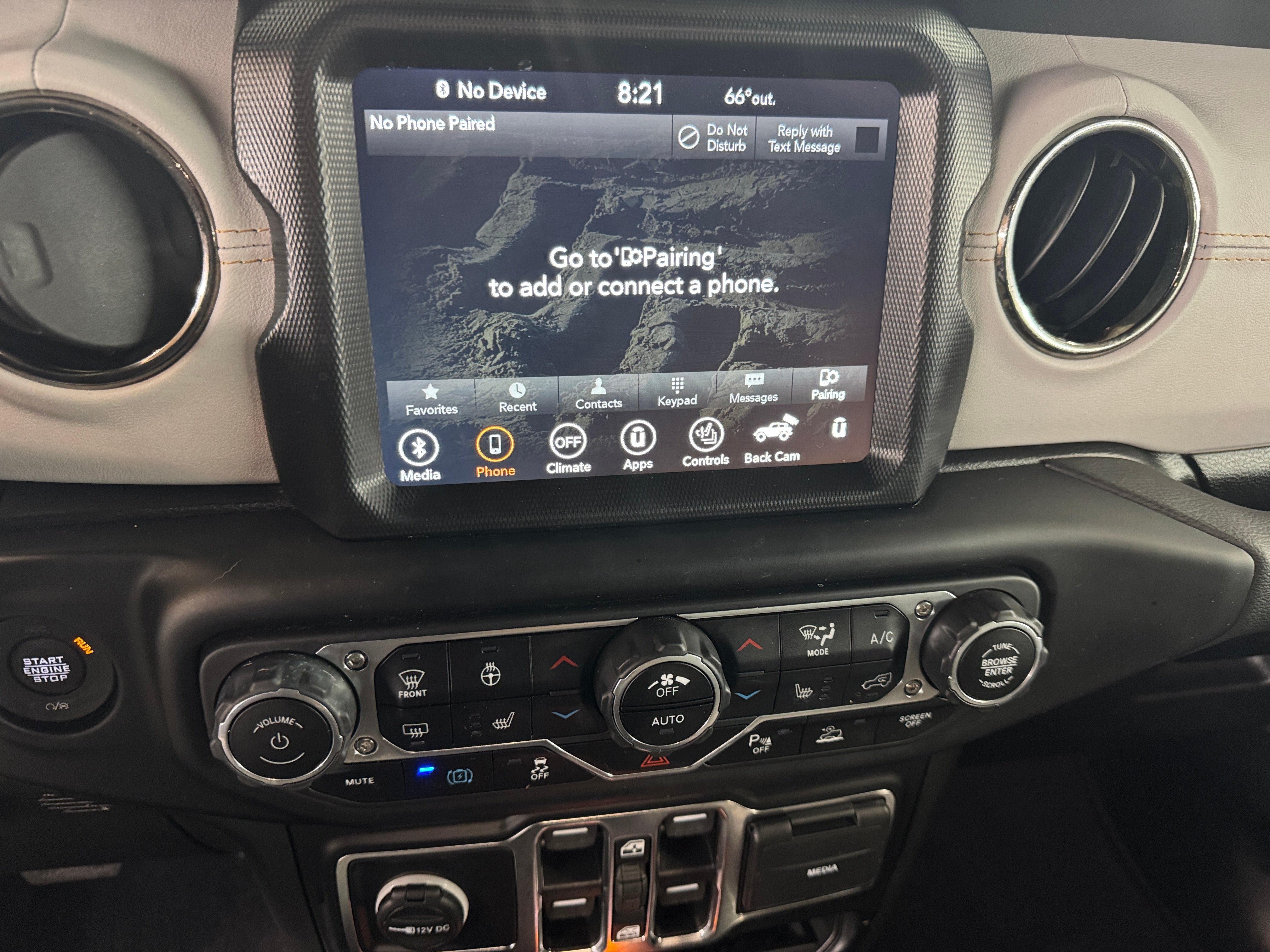 2021 Jeep Wrangler Unlimited Altitude 3
