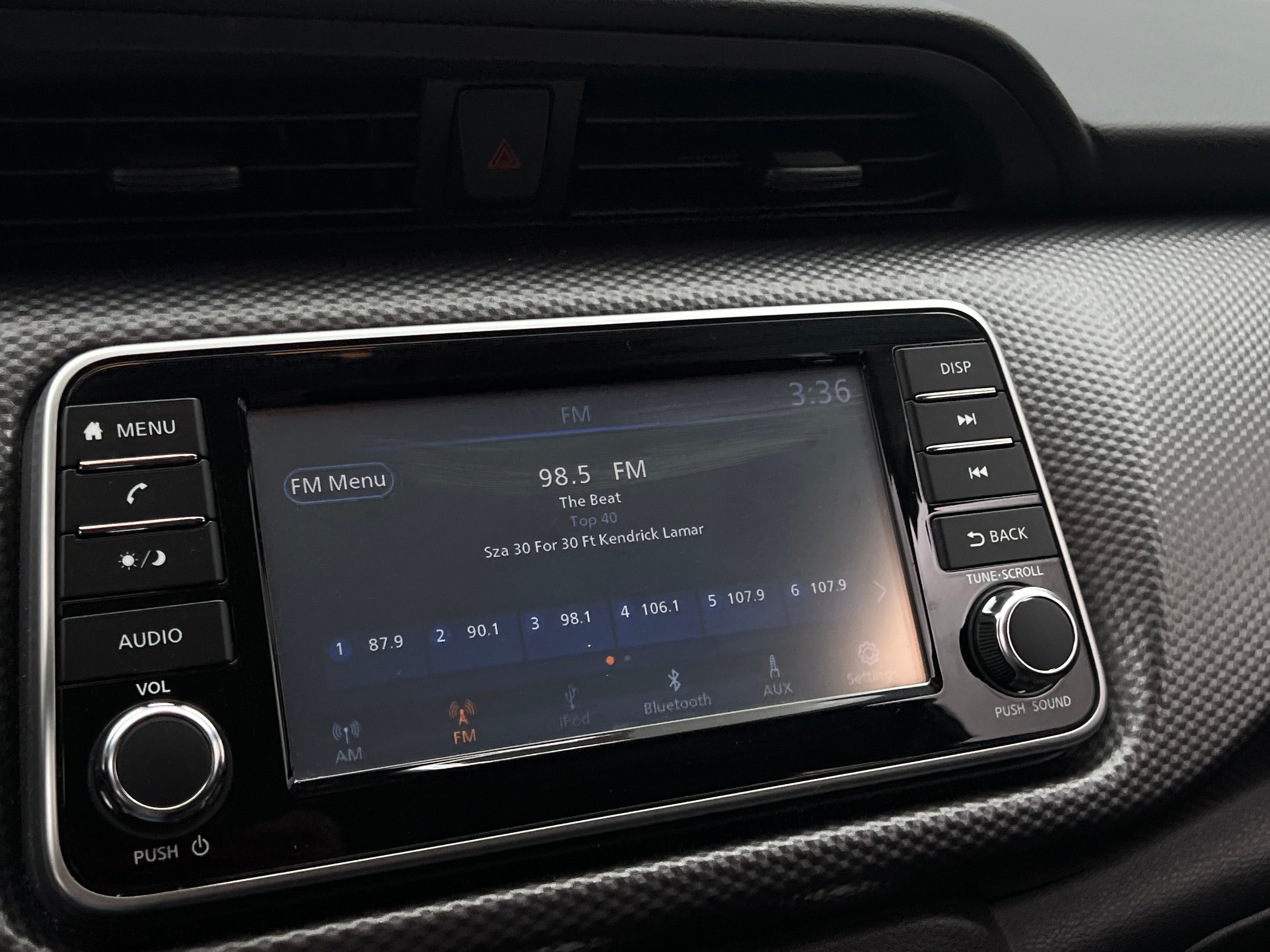 2019 Nissan Kicks S 4
