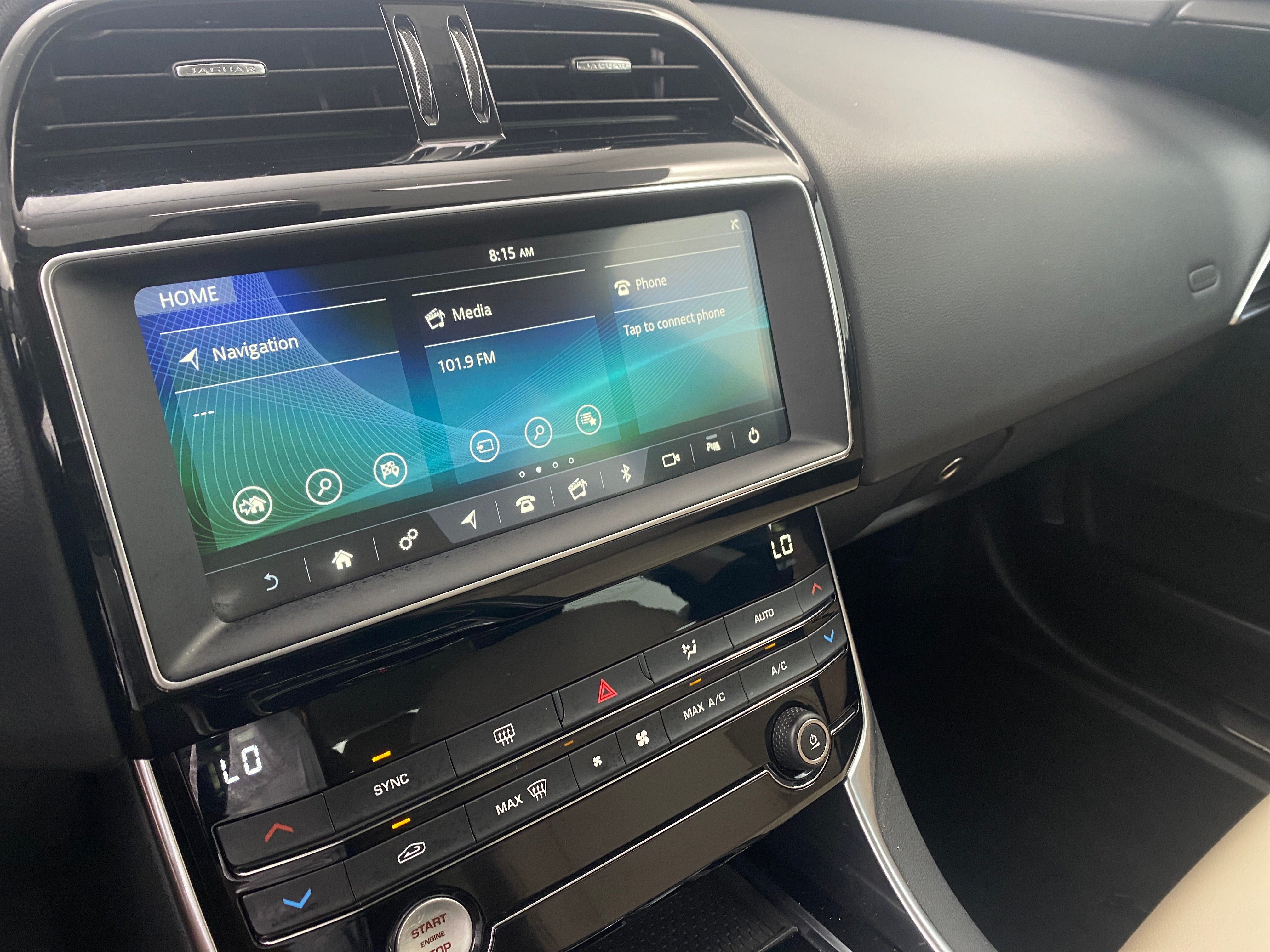 2019 Jaguar XE Premium 3