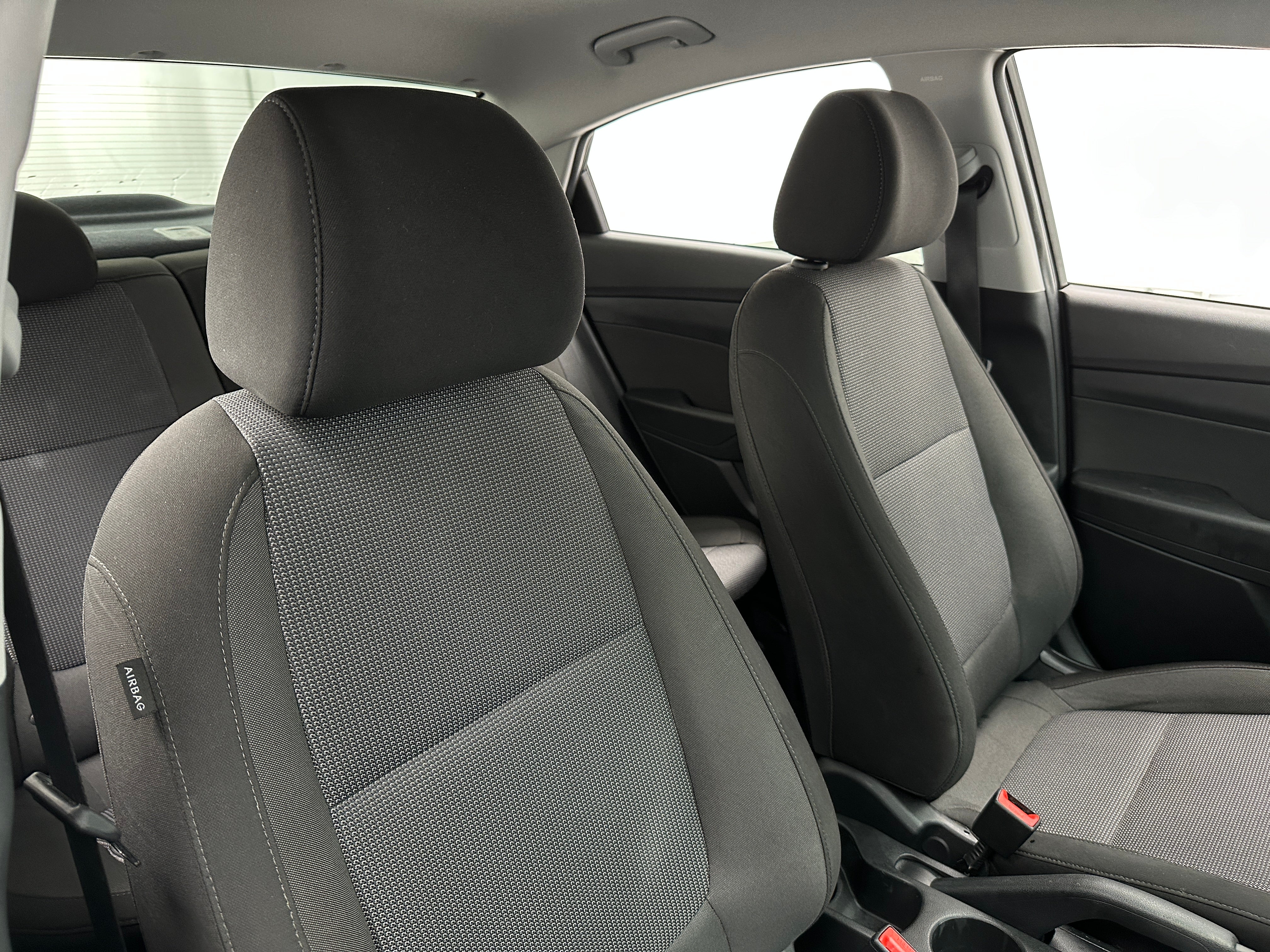 2022 Hyundai Accent SE 2
