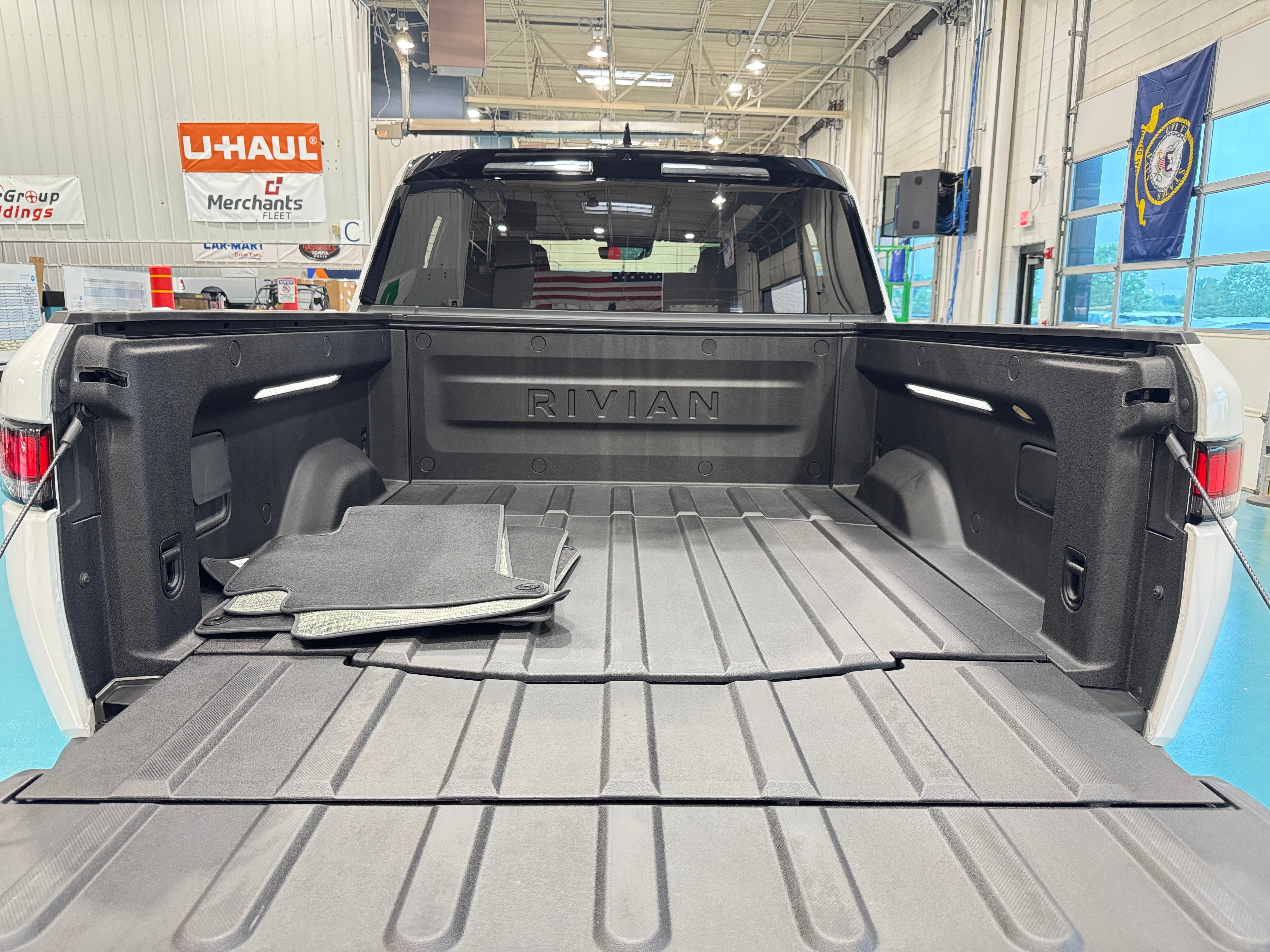 2024 Rivian R1T Adventure 6