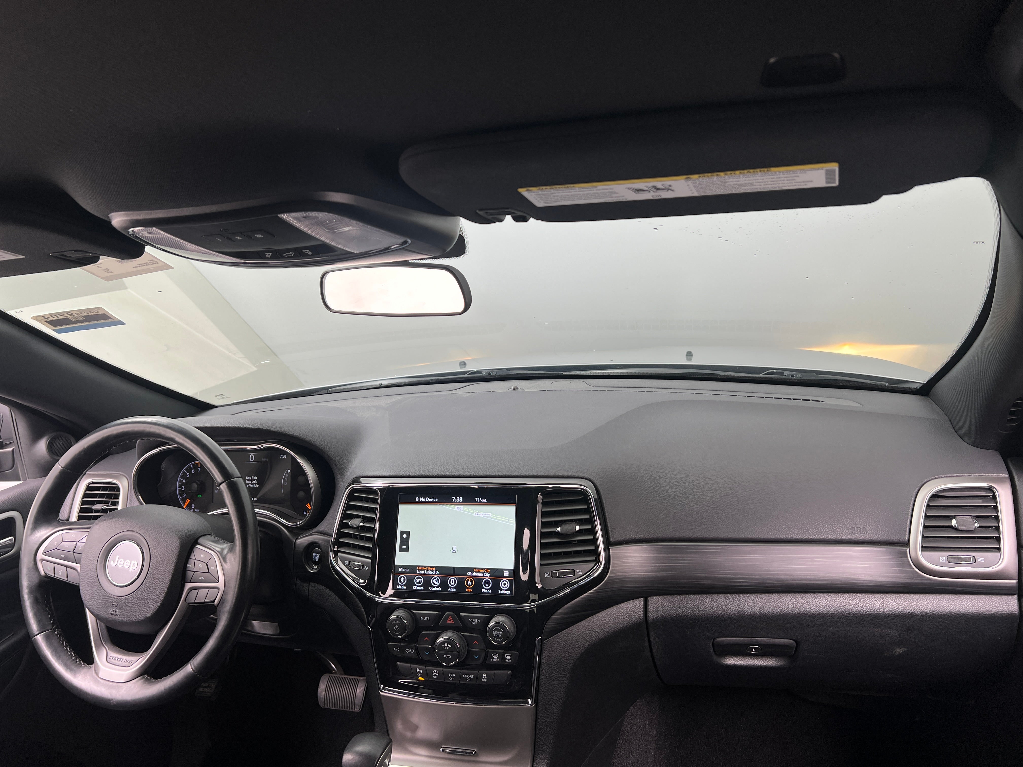 2021 Jeep Grand Cherokee Laredo 3