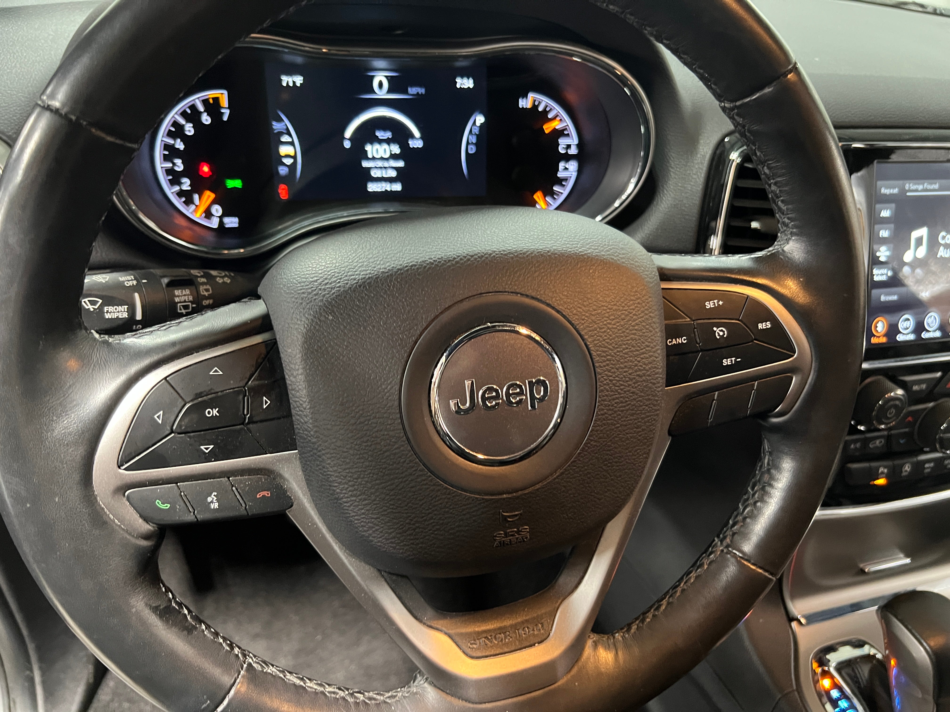 2021 Jeep Grand Cherokee Laredo 5