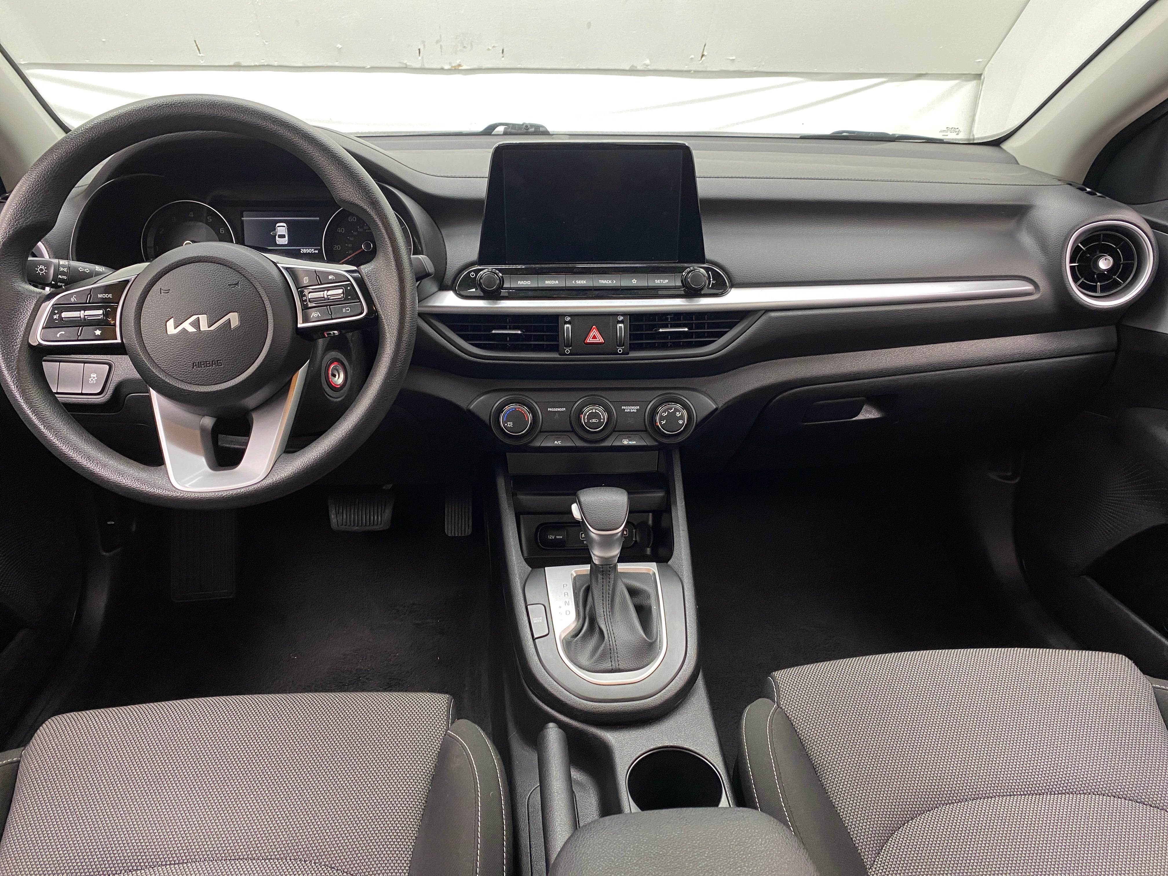 2024 Kia Forte LXS 3