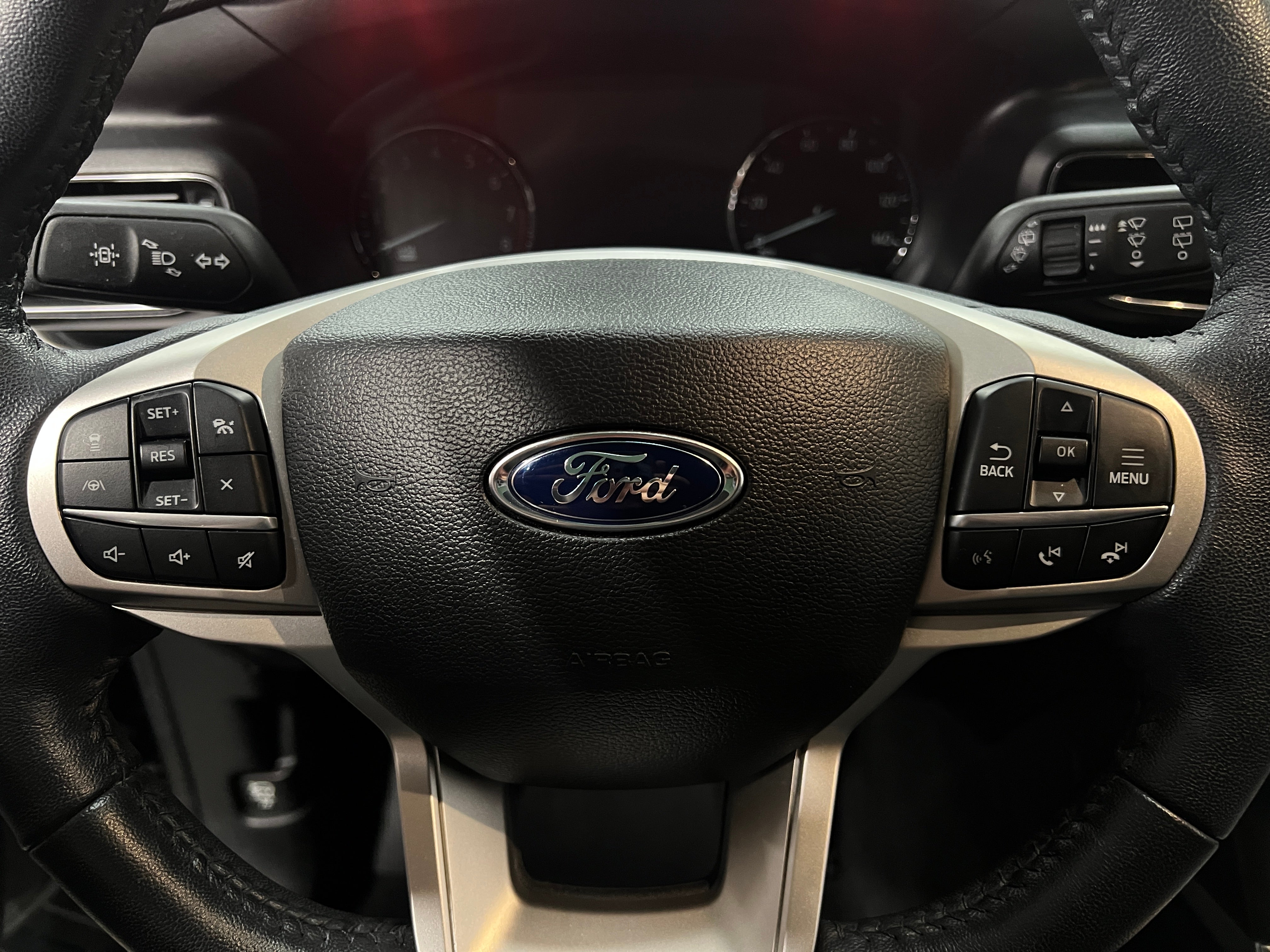 2022 Ford Explorer XLT 5