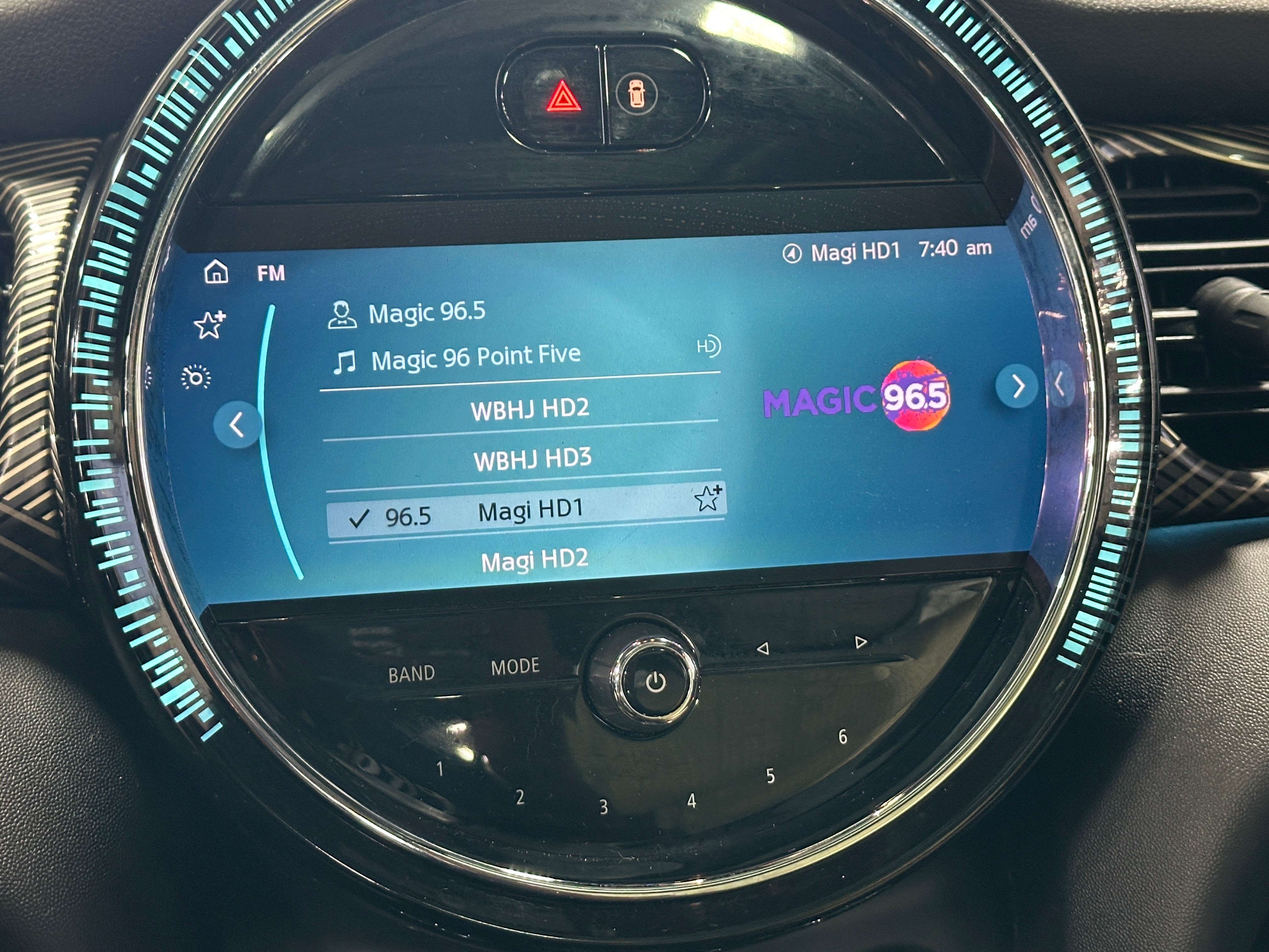 2023 MINI Cooper Hardtop SE 3