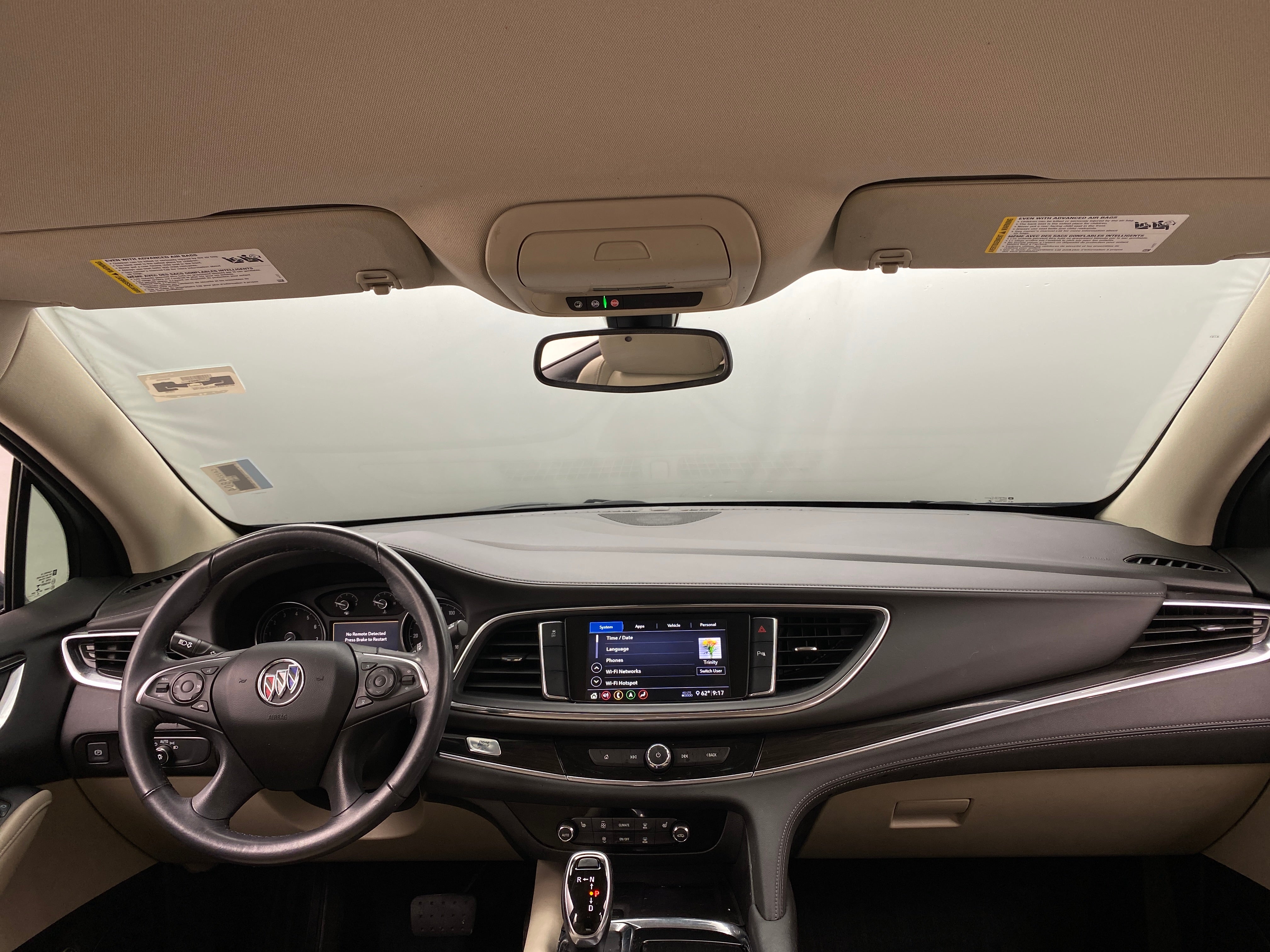 2020 Buick Enclave Essence 2
