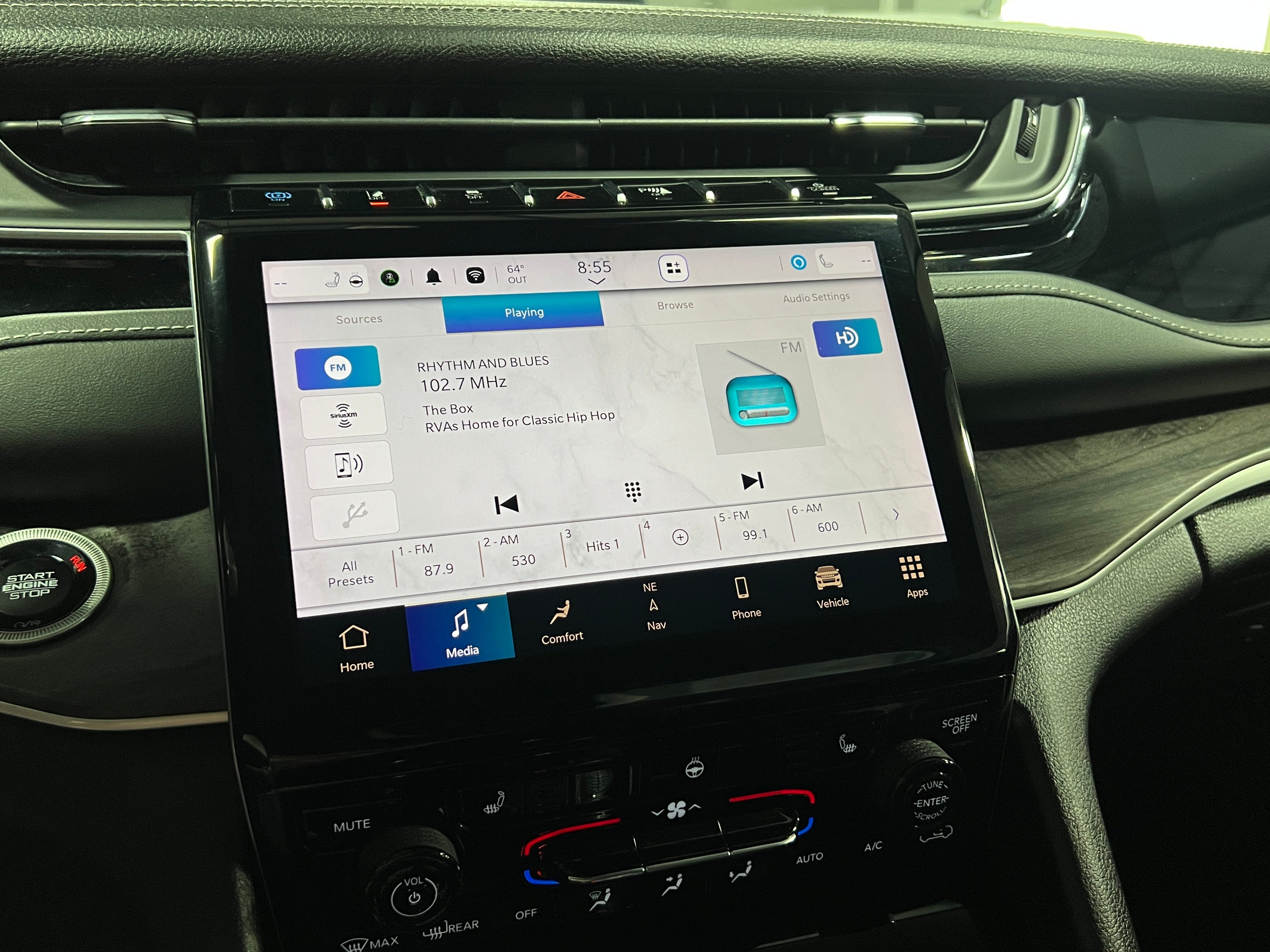 2023 Jeep Grand Cherokee 4xe 3