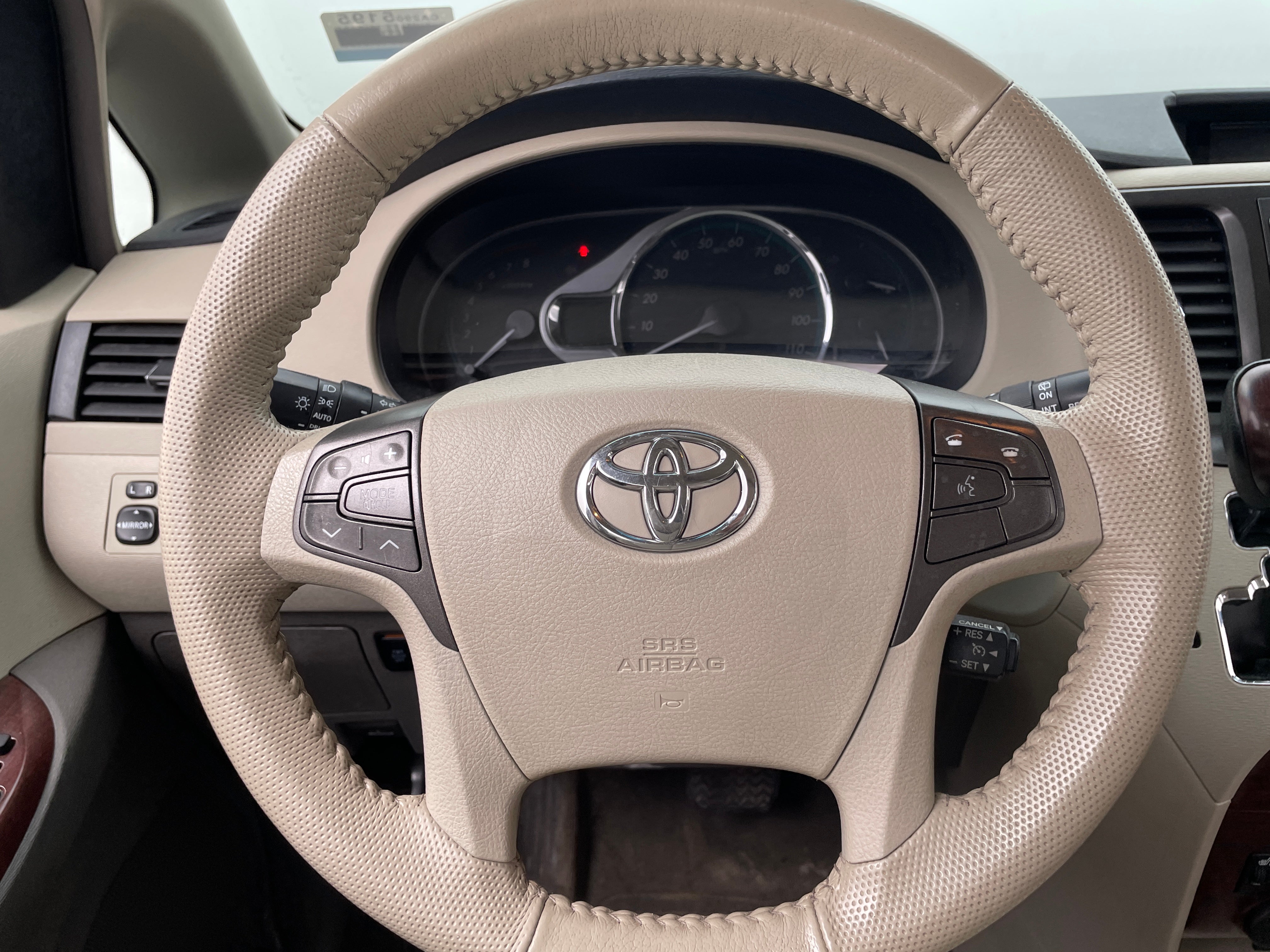 2013 Toyota Sienna XLE 5