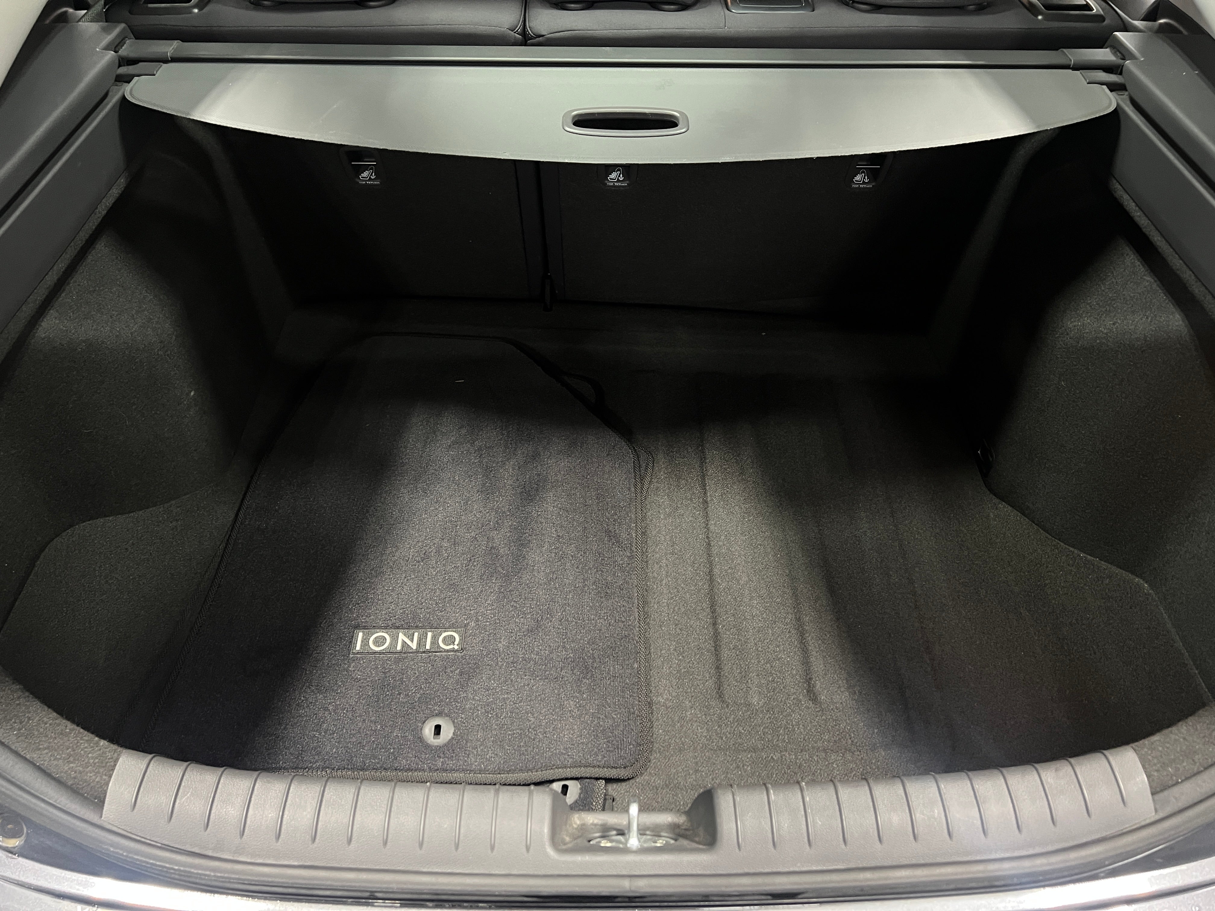 2018 Hyundai Ioniq SEL 7