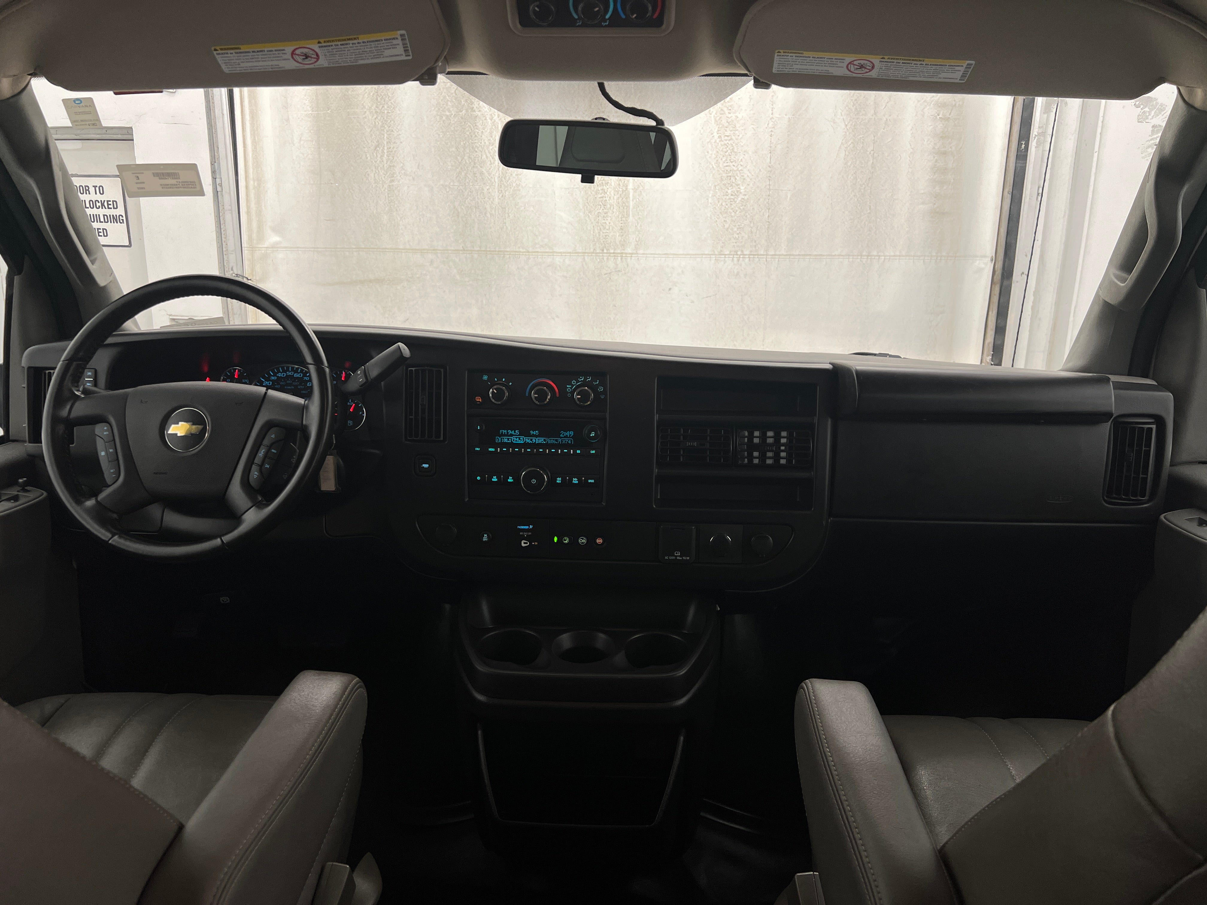 2022 Chevrolet Express 3500 LS Extended 3