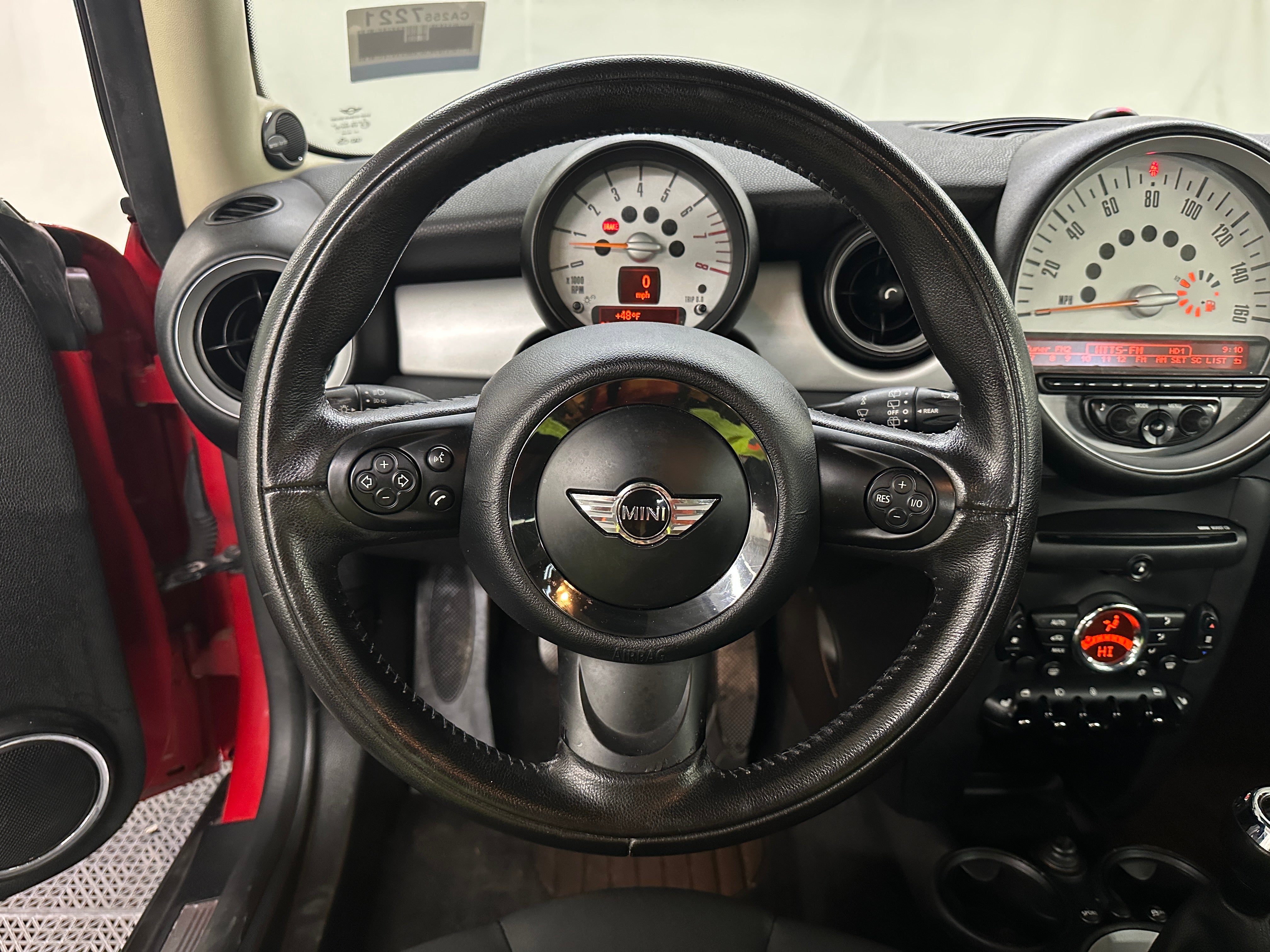 2011 MINI Cooper Hardtop  4