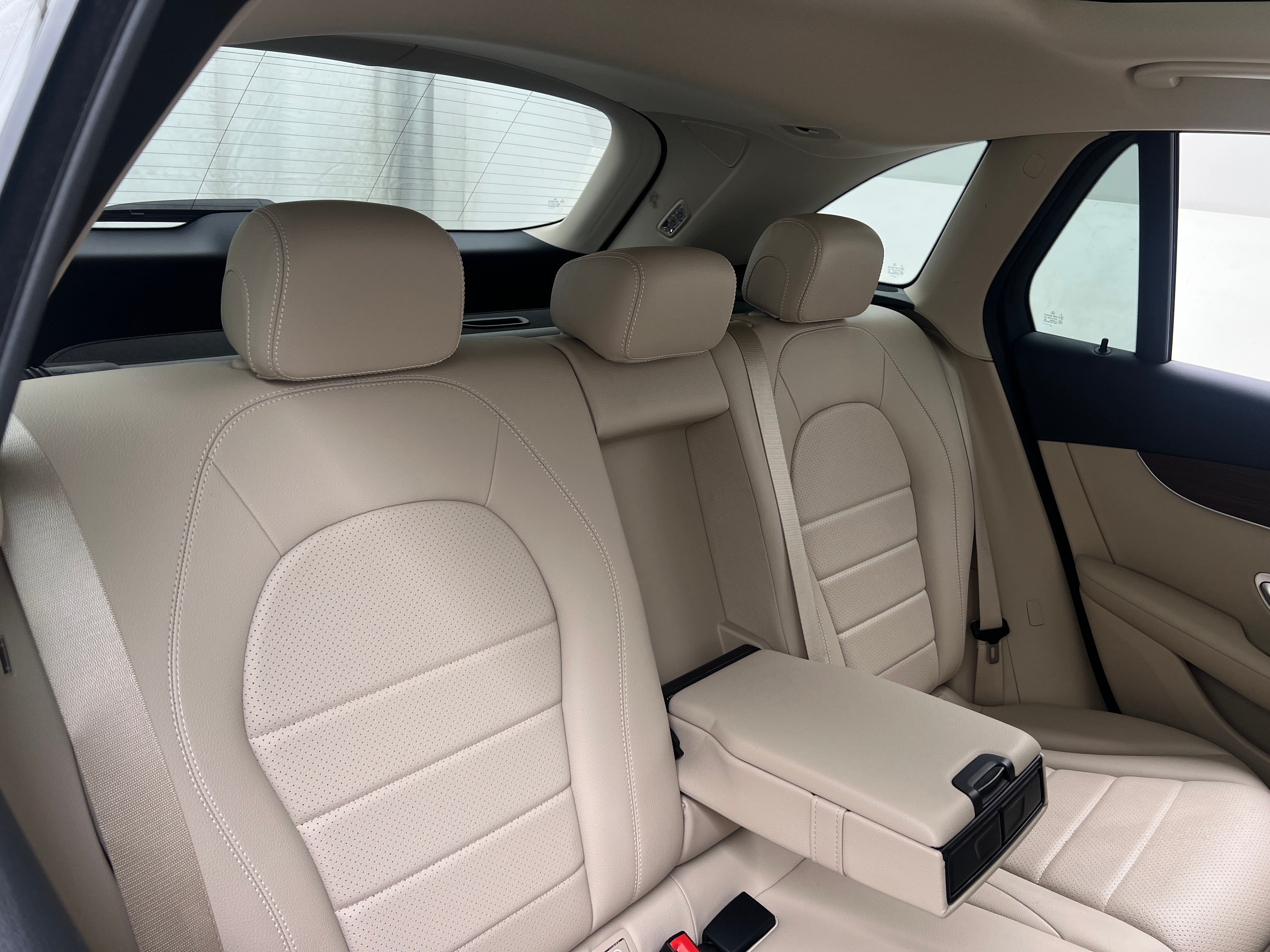 2021 Mercedes-Benz GLC 300 5