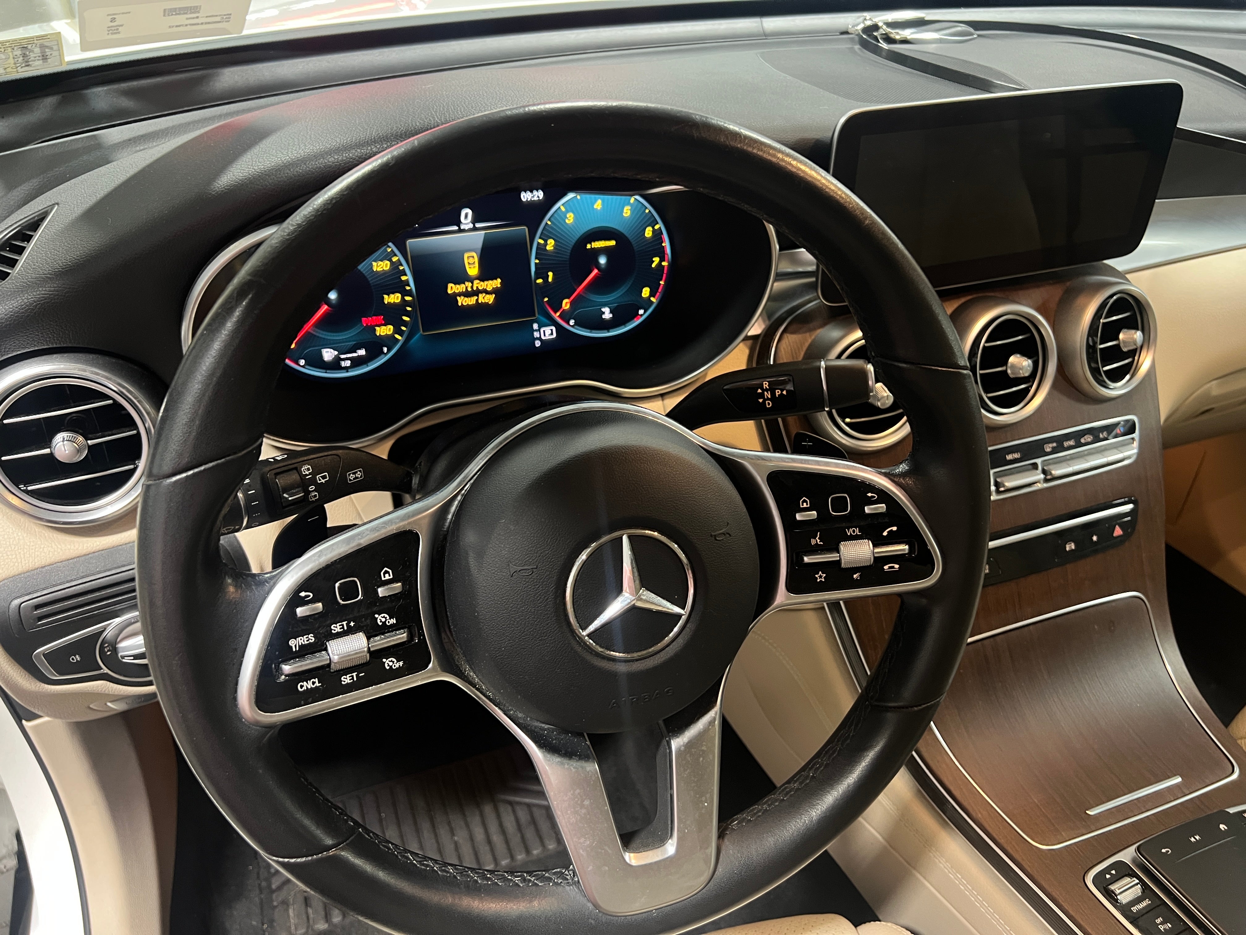 2021 Mercedes-Benz GLC 300 4