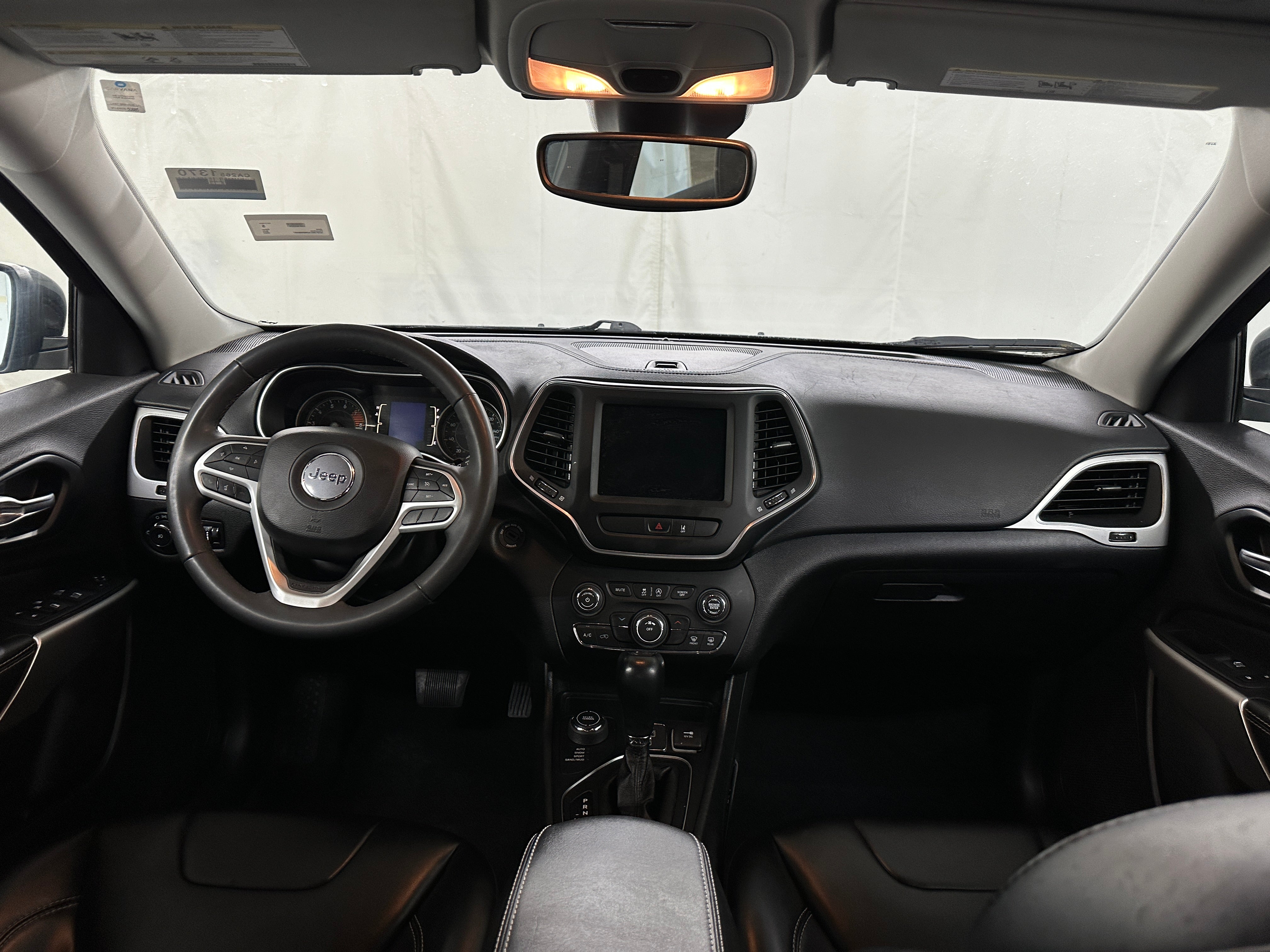 2022 Jeep Cherokee X 3