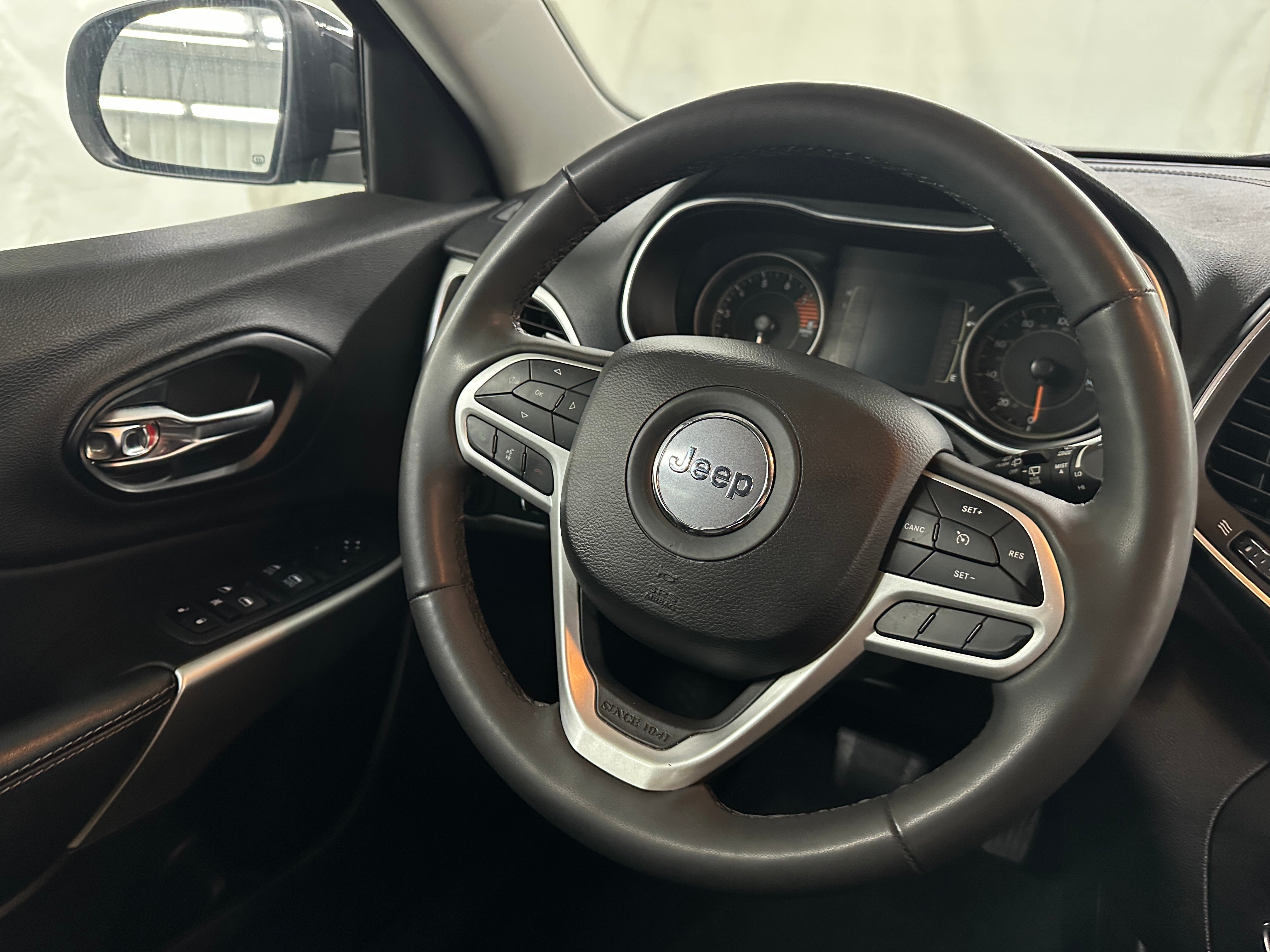 2022 Jeep Cherokee X 5