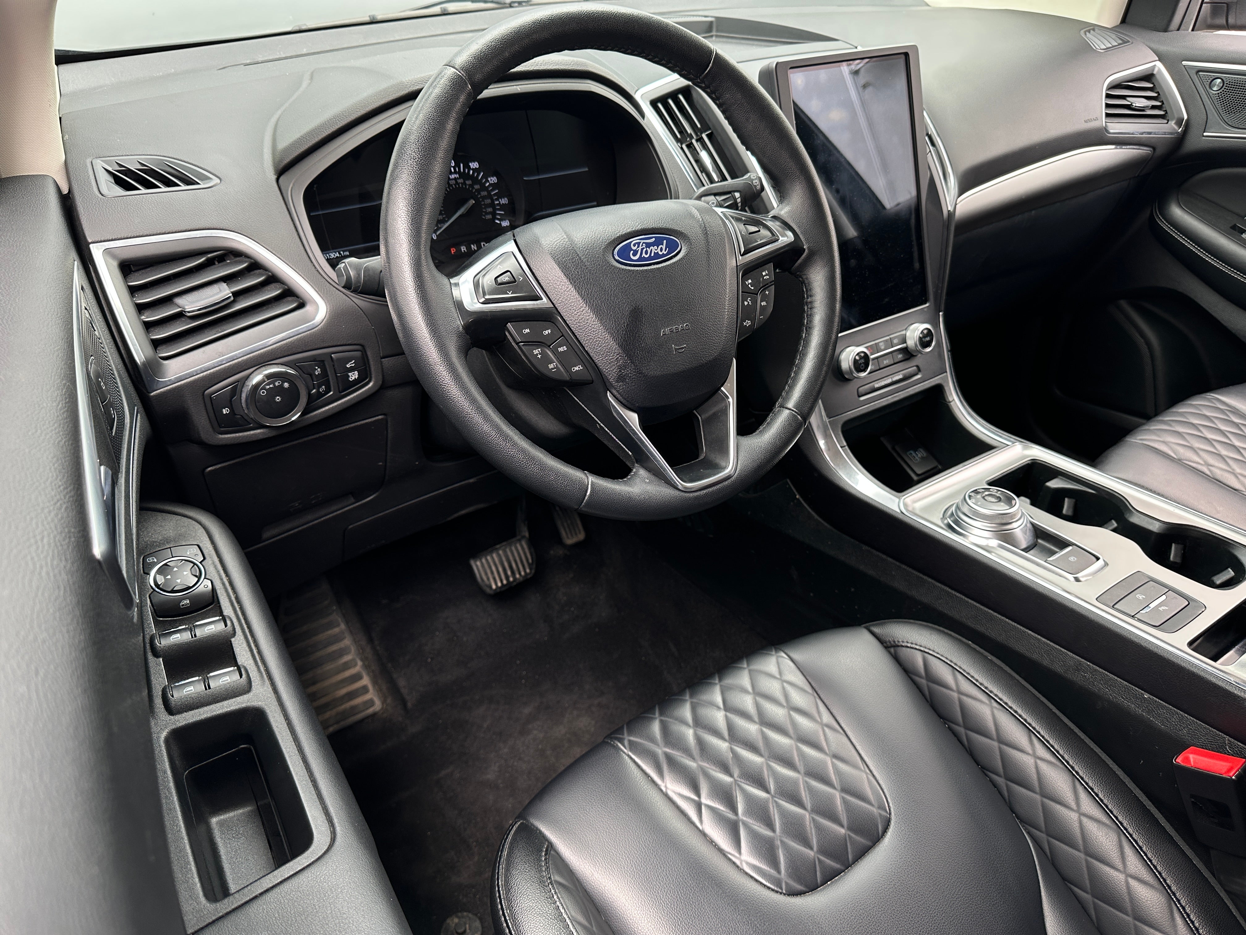 2024 Ford Edge Titanium 2