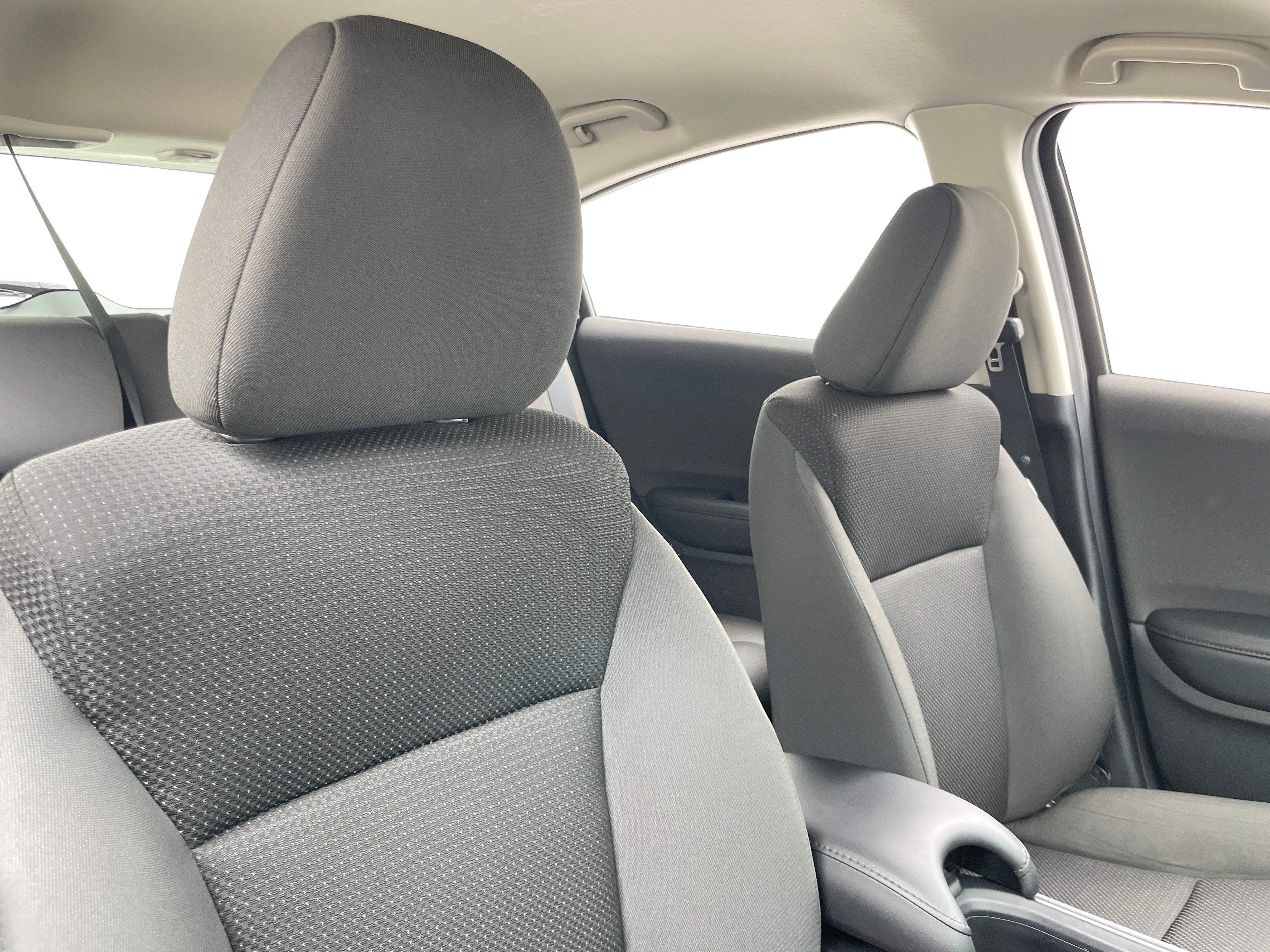 2022 Honda HR-V LX 2