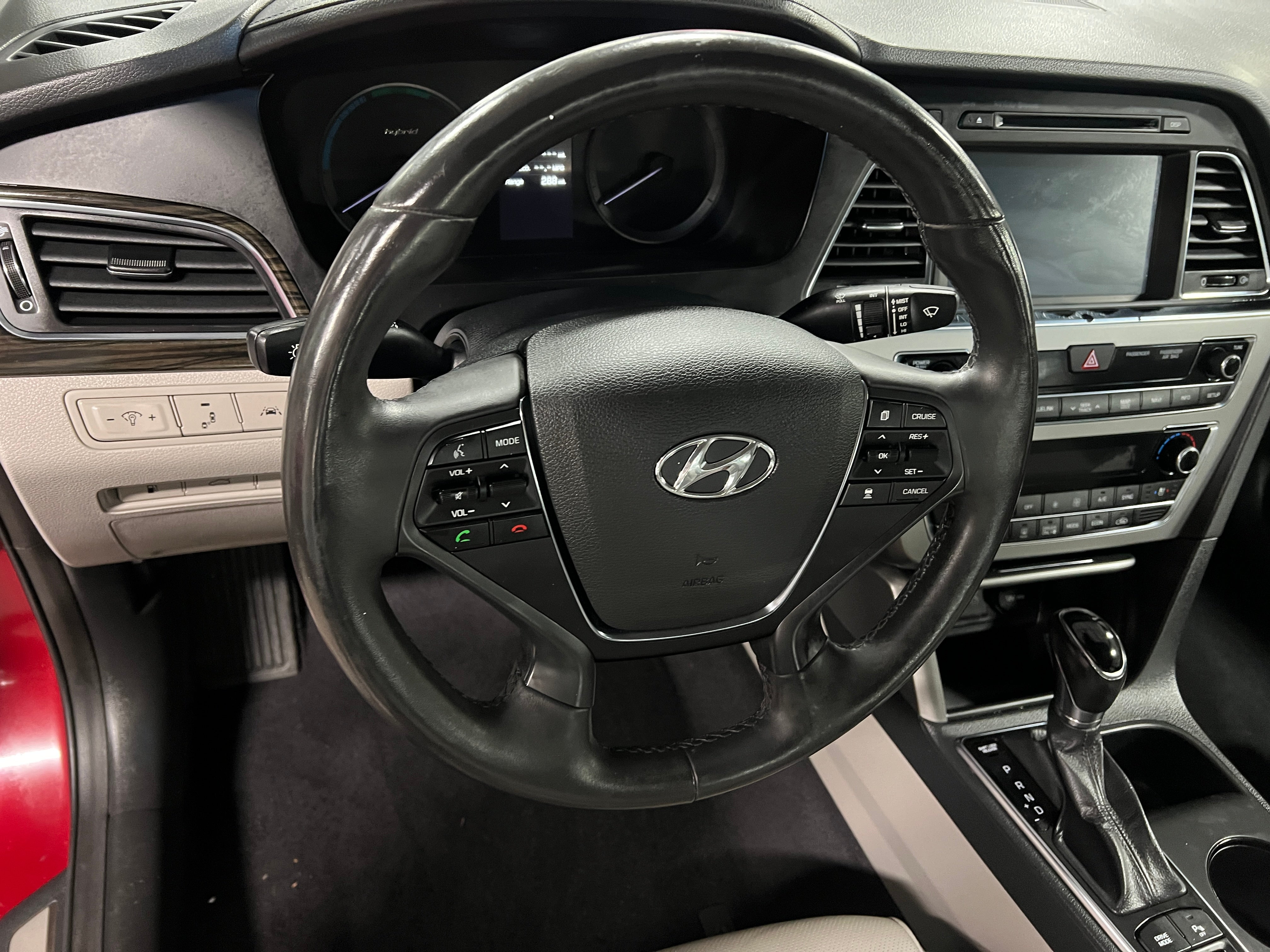 2016 Hyundai Sonata Limited 4