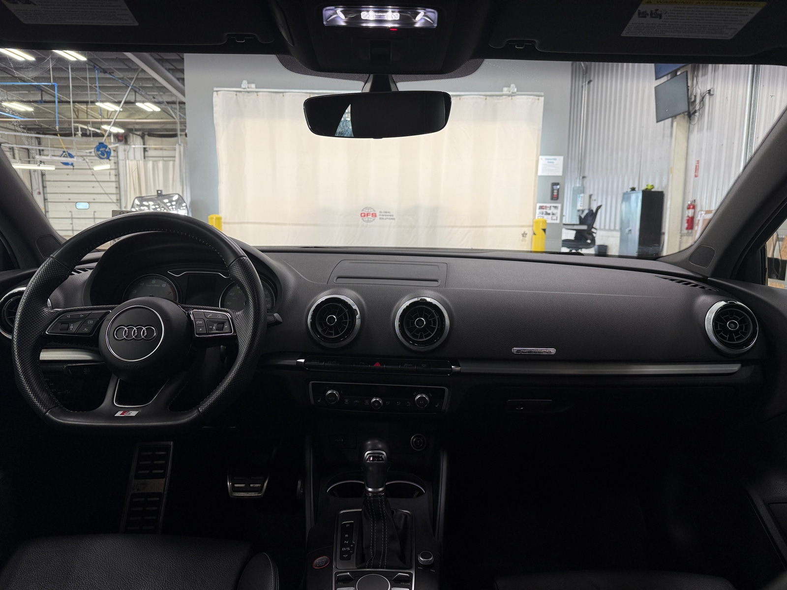 Thumbnail: 2018 Audi S3 - 3