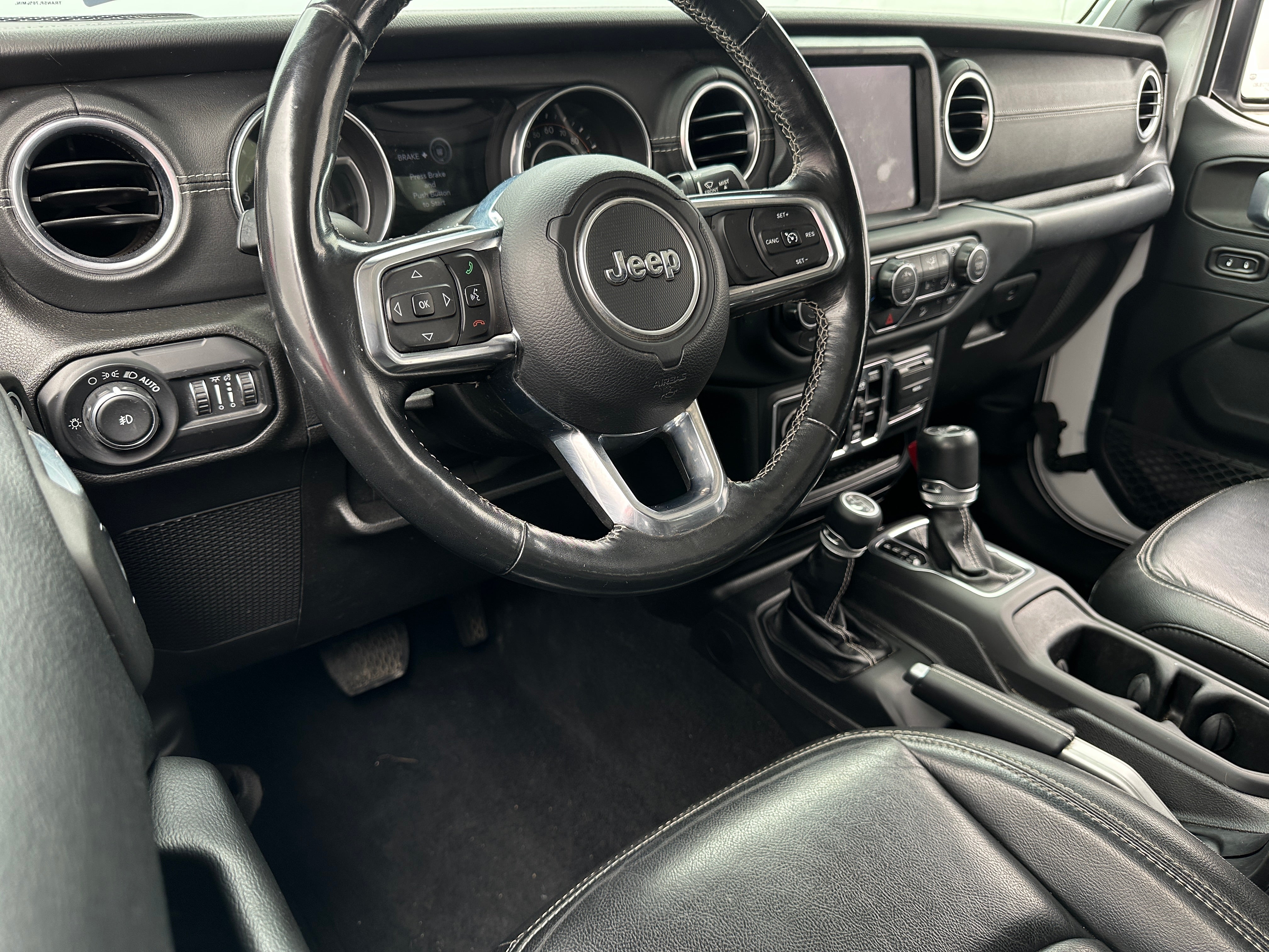 2018 Jeep Wrangler Unlimited Sahara 2