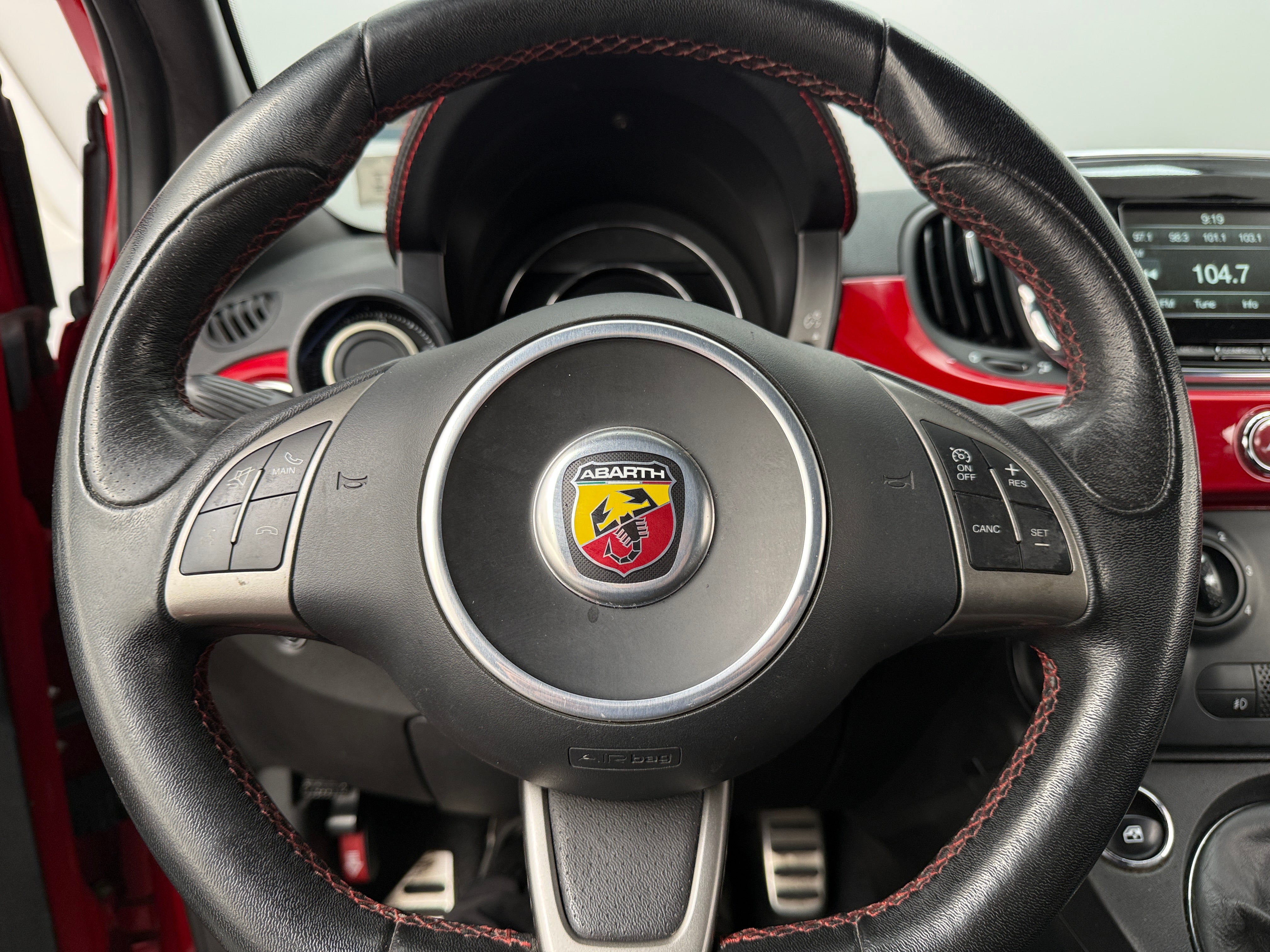 2017 Fiat 500 Abarth 4