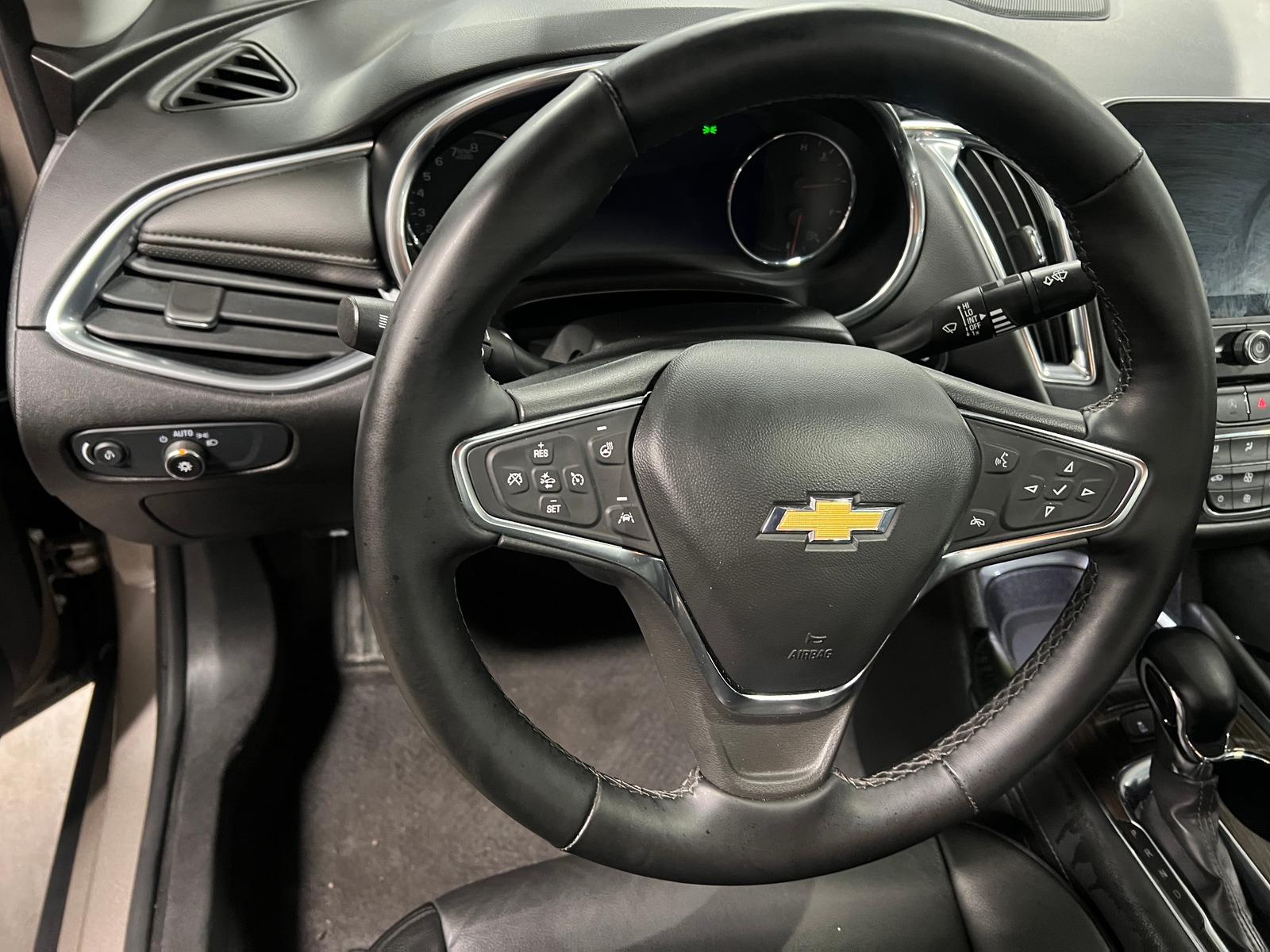 Thumbnail: 2024 Chevrolet Malibu - 4