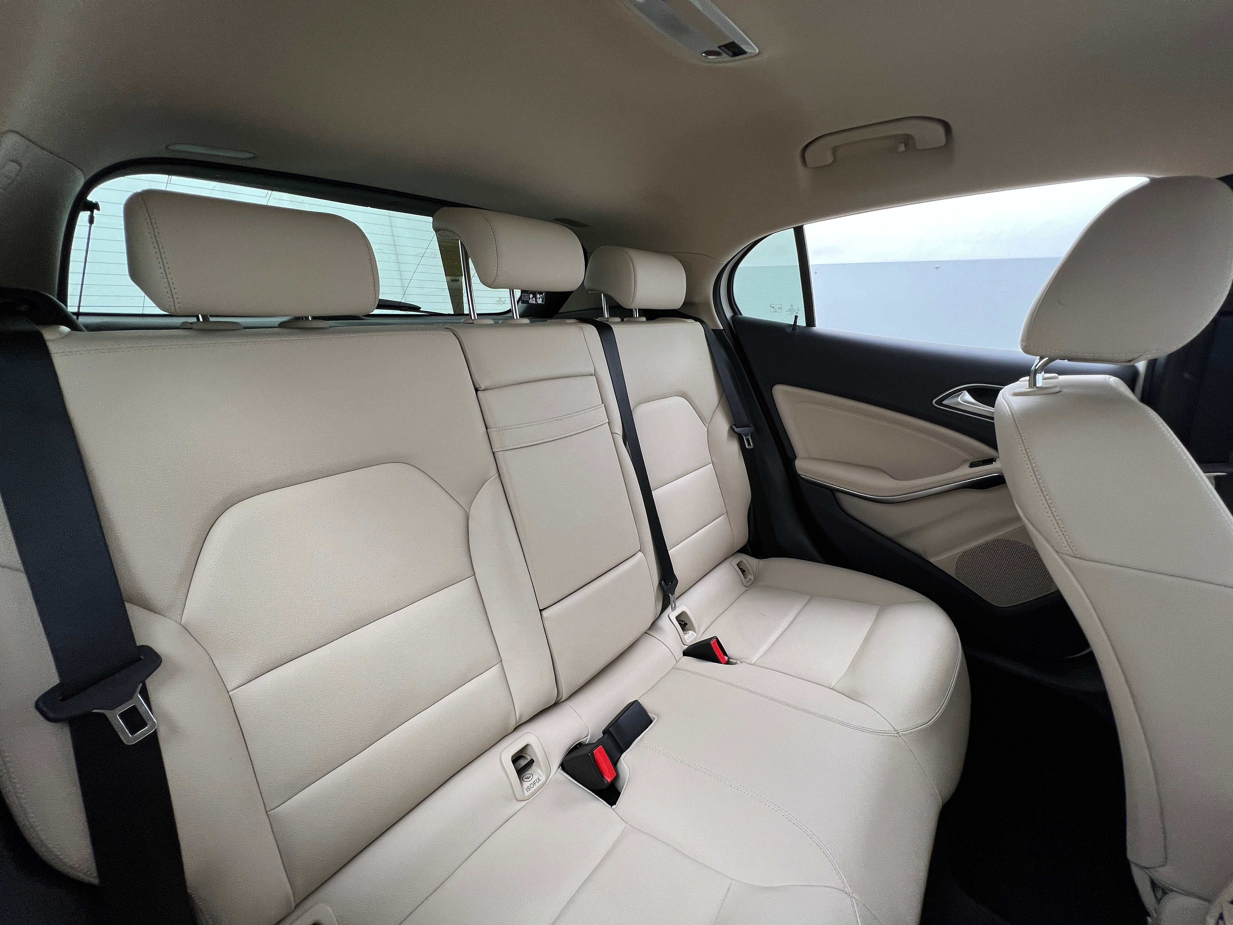 2020 Mercedes-Benz GLA 250 5