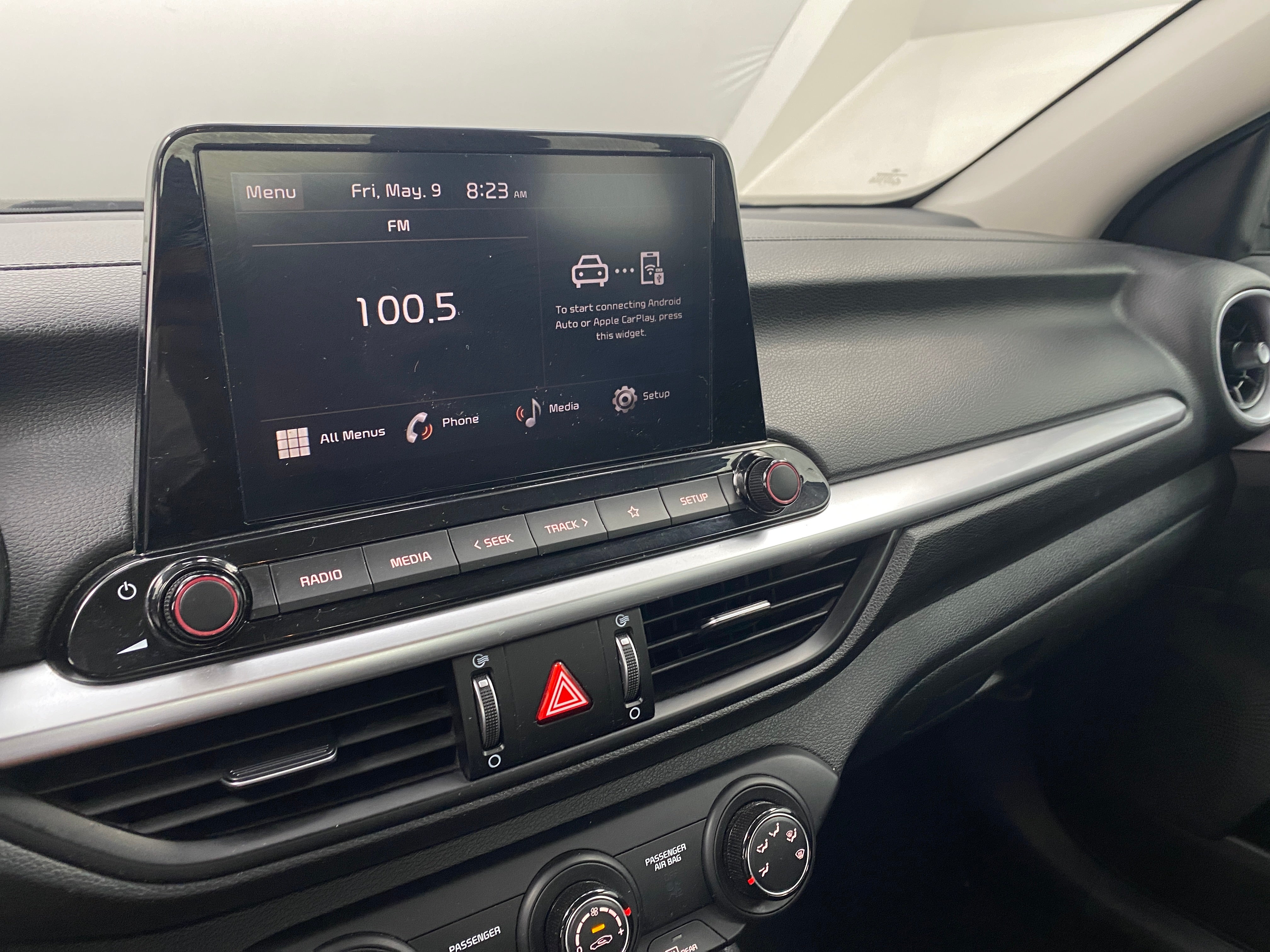 2023 Kia Forte LXS 4