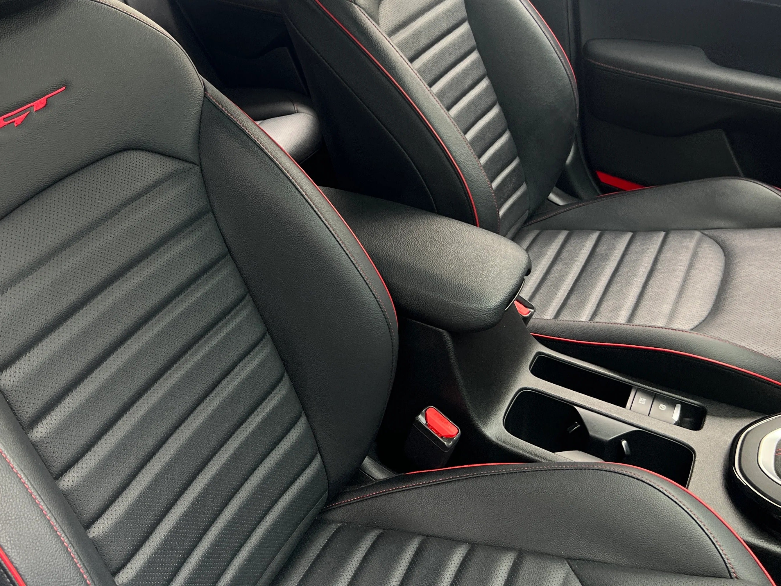 2023 Kia Forte GT 2
