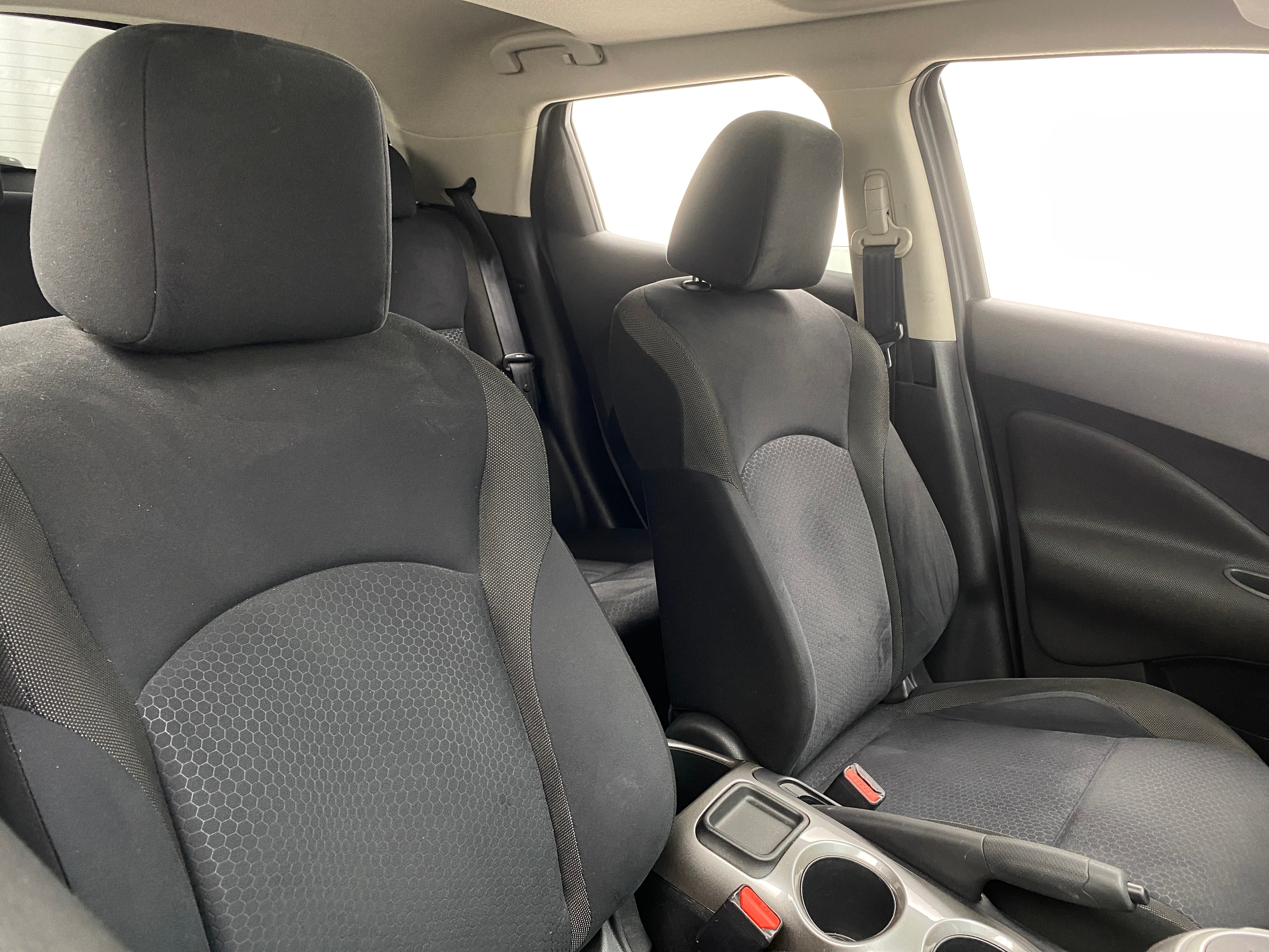2012 Nissan Juke SV 2