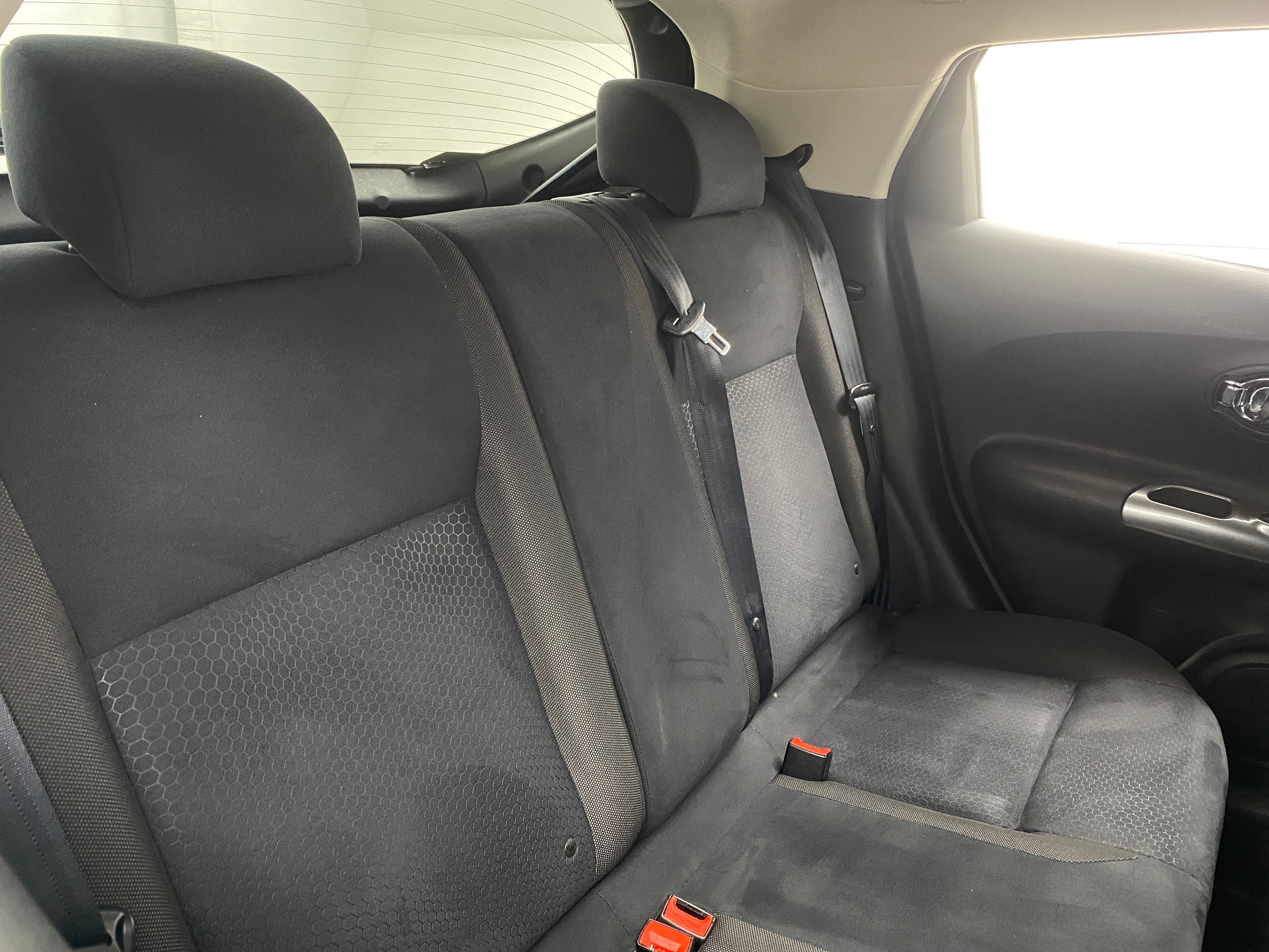 2012 Nissan Juke SV 6