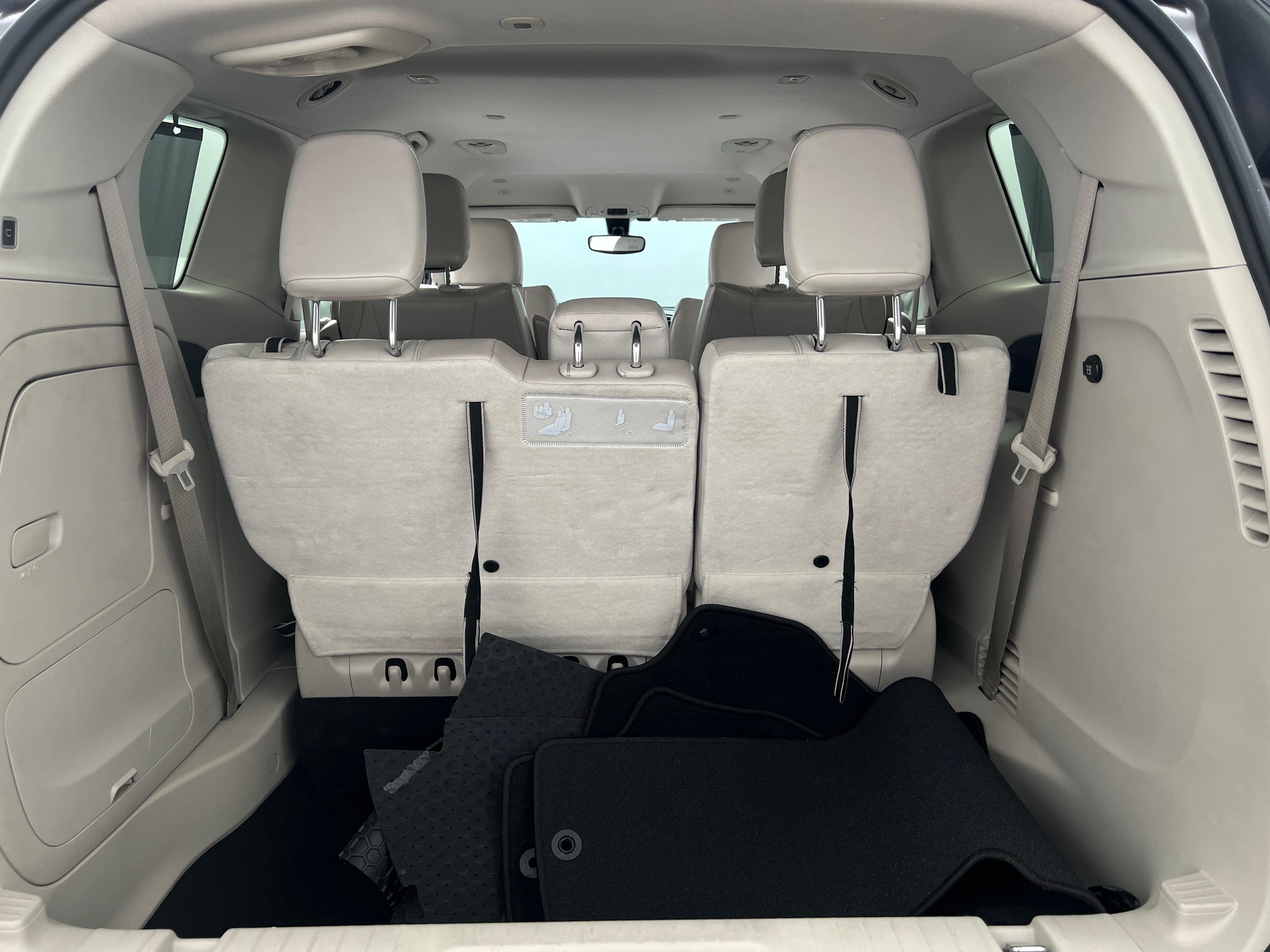 2018 Chrysler Pacifica Hybrid Touring L 6