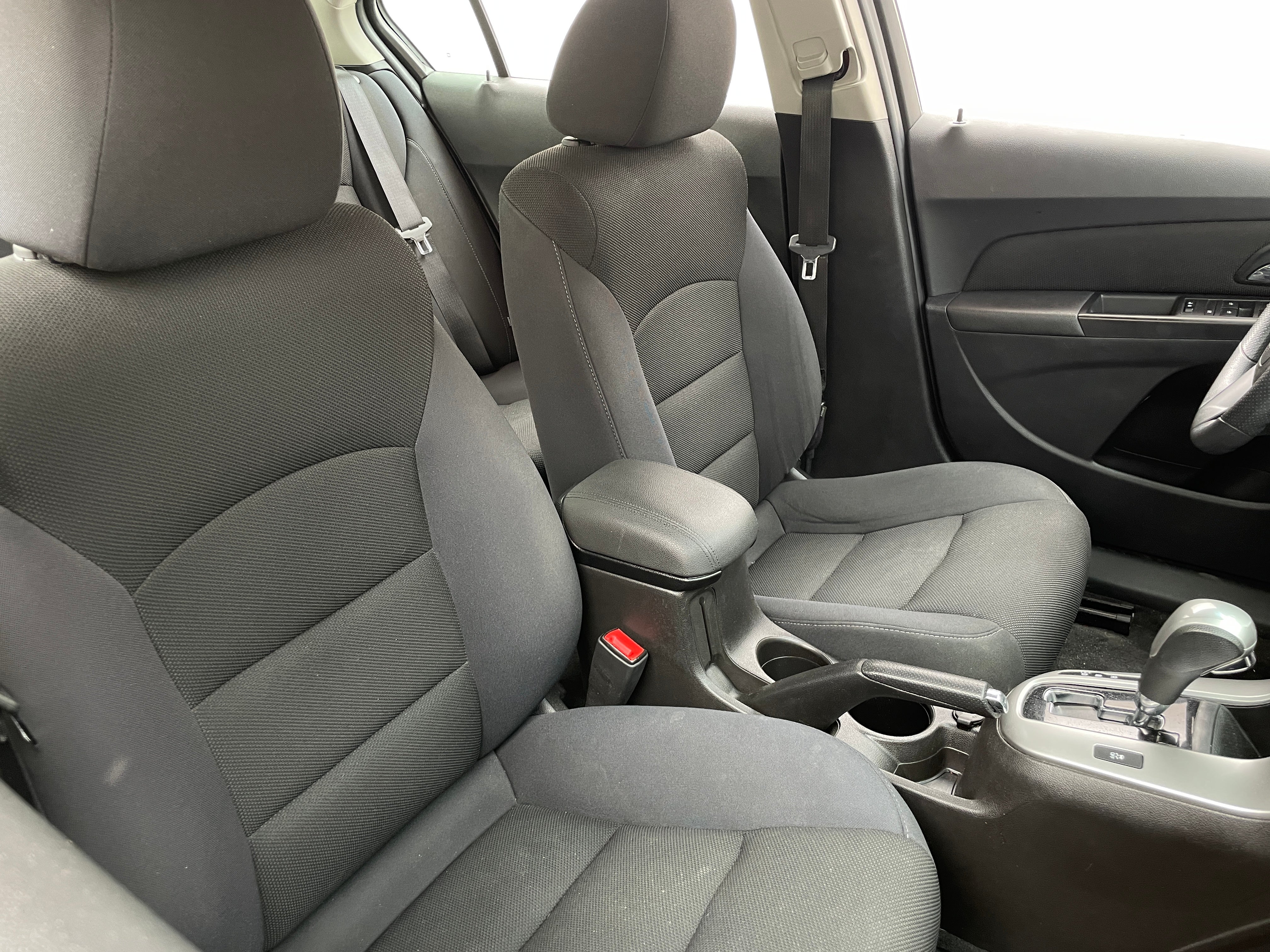 2016 Chevrolet Cruze Limited 2