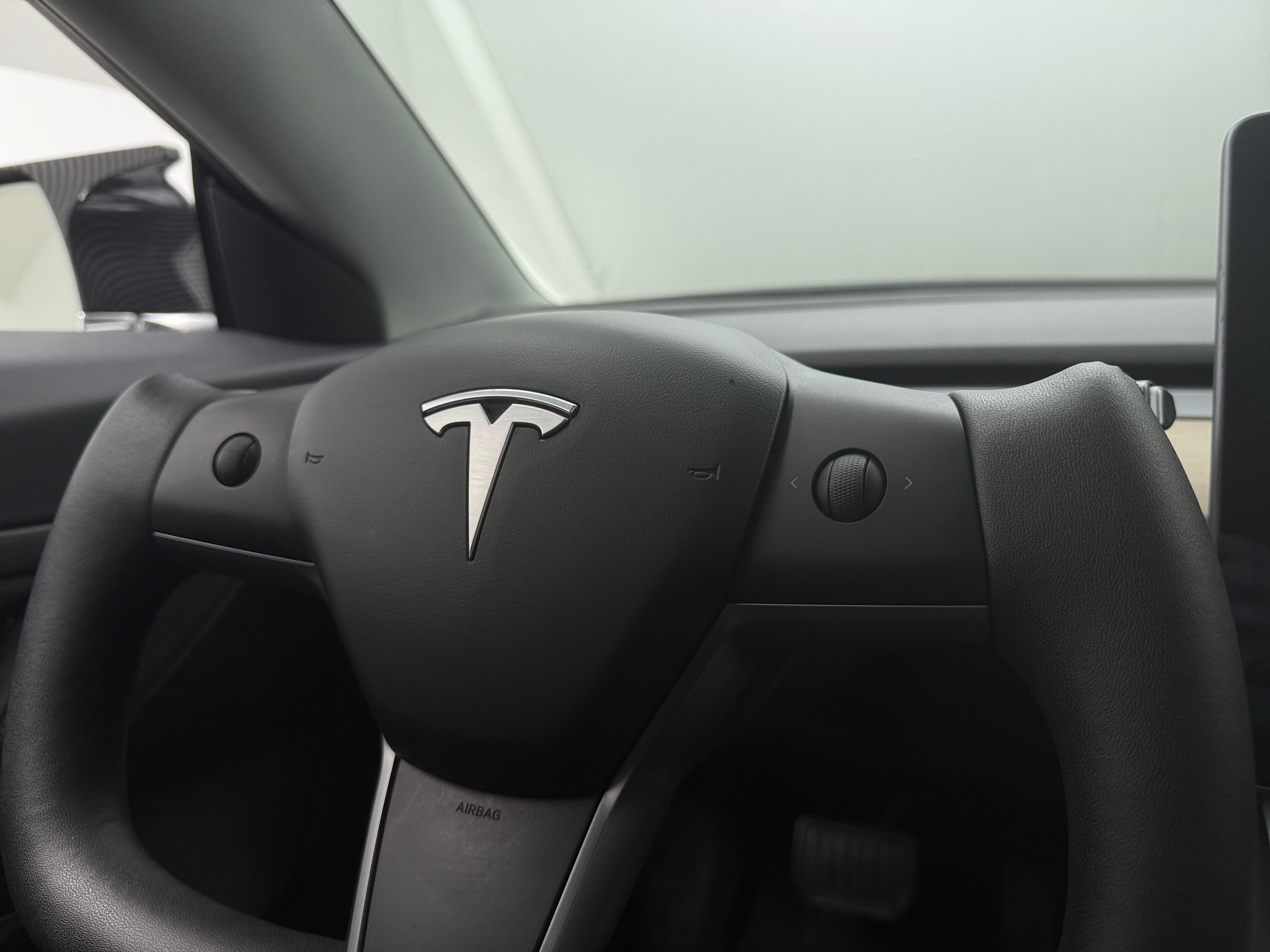 2020 Tesla Model 3 Standard Range 4