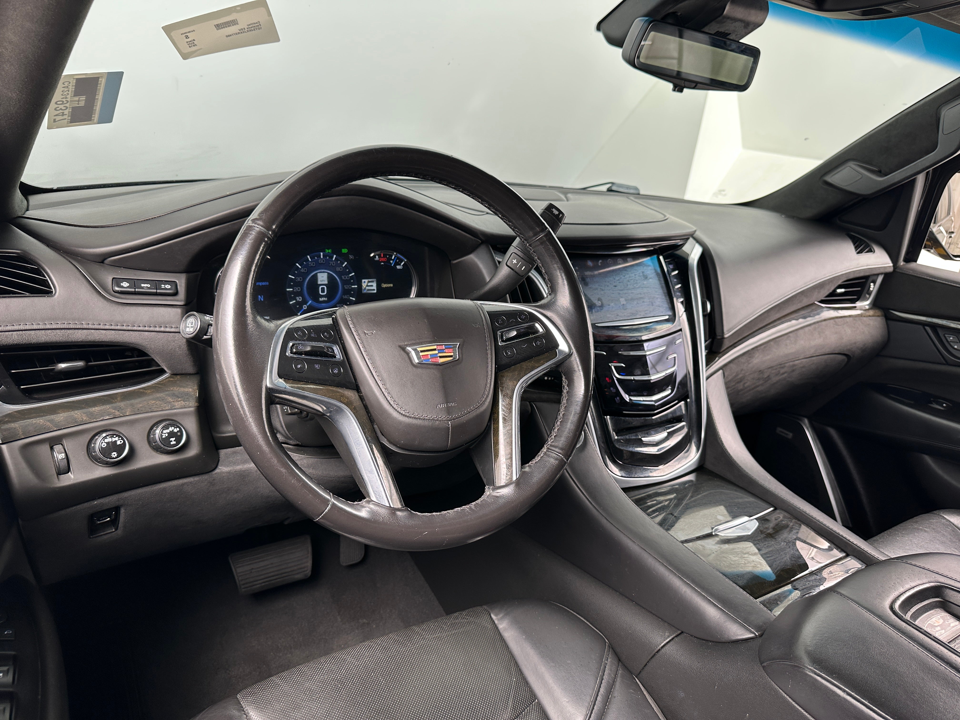 2019 Cadillac Escalade ESV Platinum 2